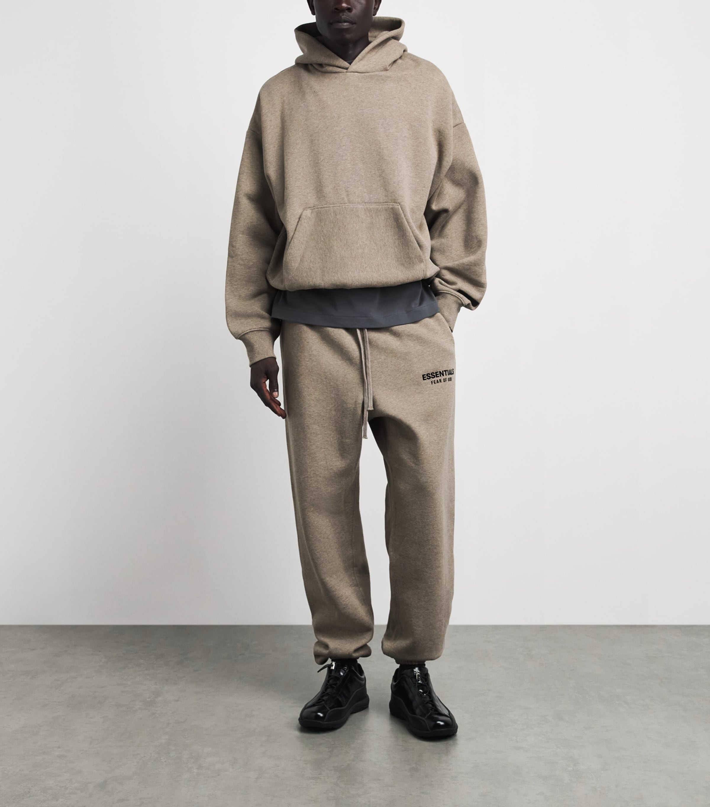 FEAR OF GOD ESSENTIALS Mens Classic Fit Hoodie Homestead Heather Image 2