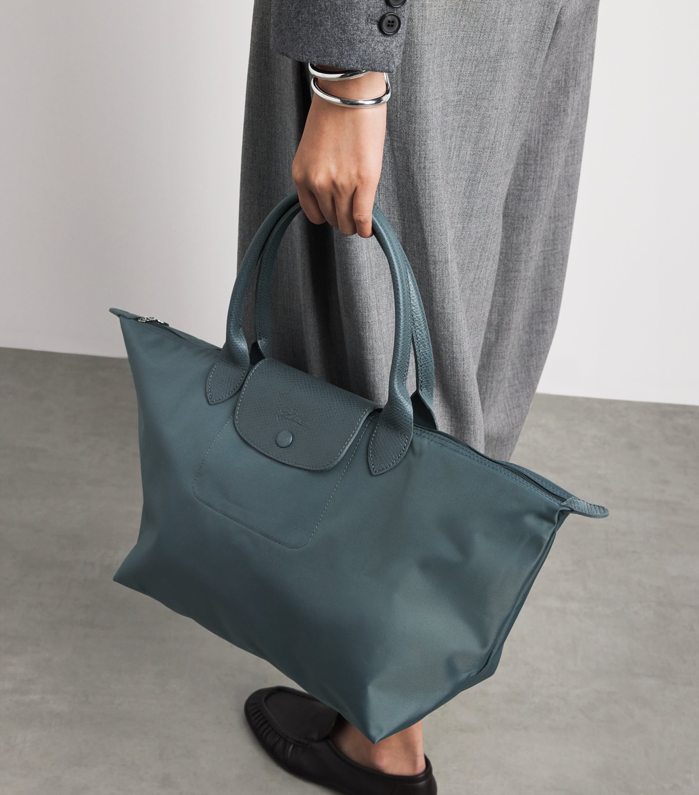 Longchamp Medium Le Pliage One Tote Bag Anthracite Image 4