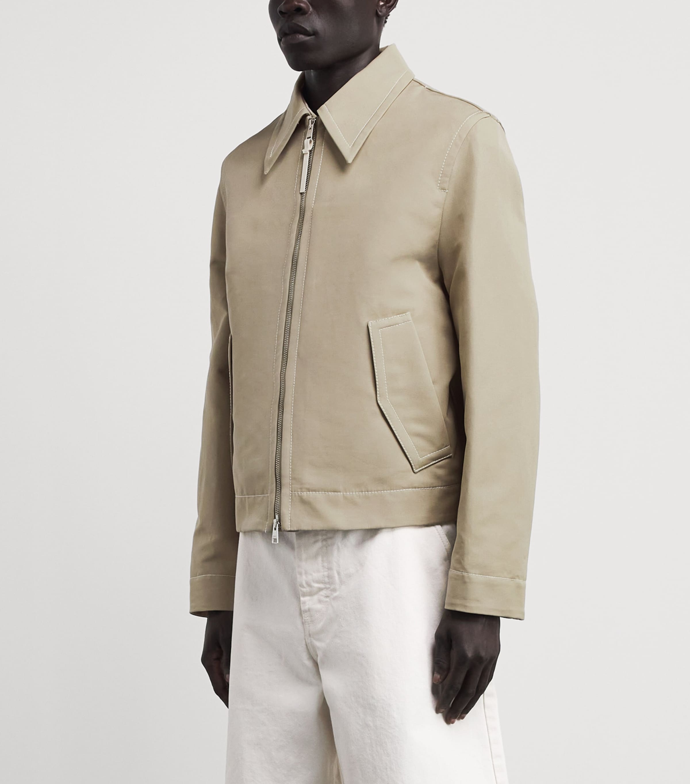 AMI Paris Mens Cotton-Sateen Cropped Jacket Beige Taupe Image 4