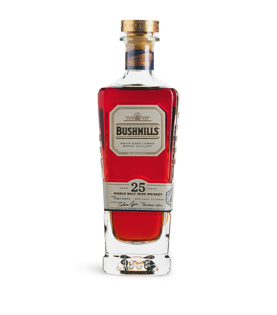 Bushmills 25-Year-Old Single Malt Irish Whisky (70cl) Image 1