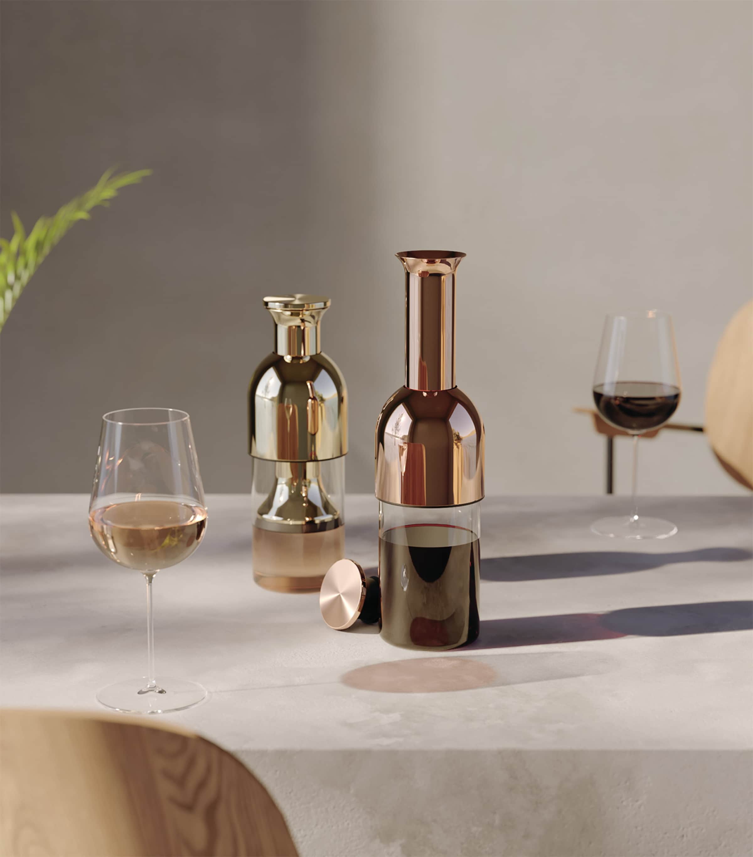 Eto Gold-tone Wine Decanter In Multi