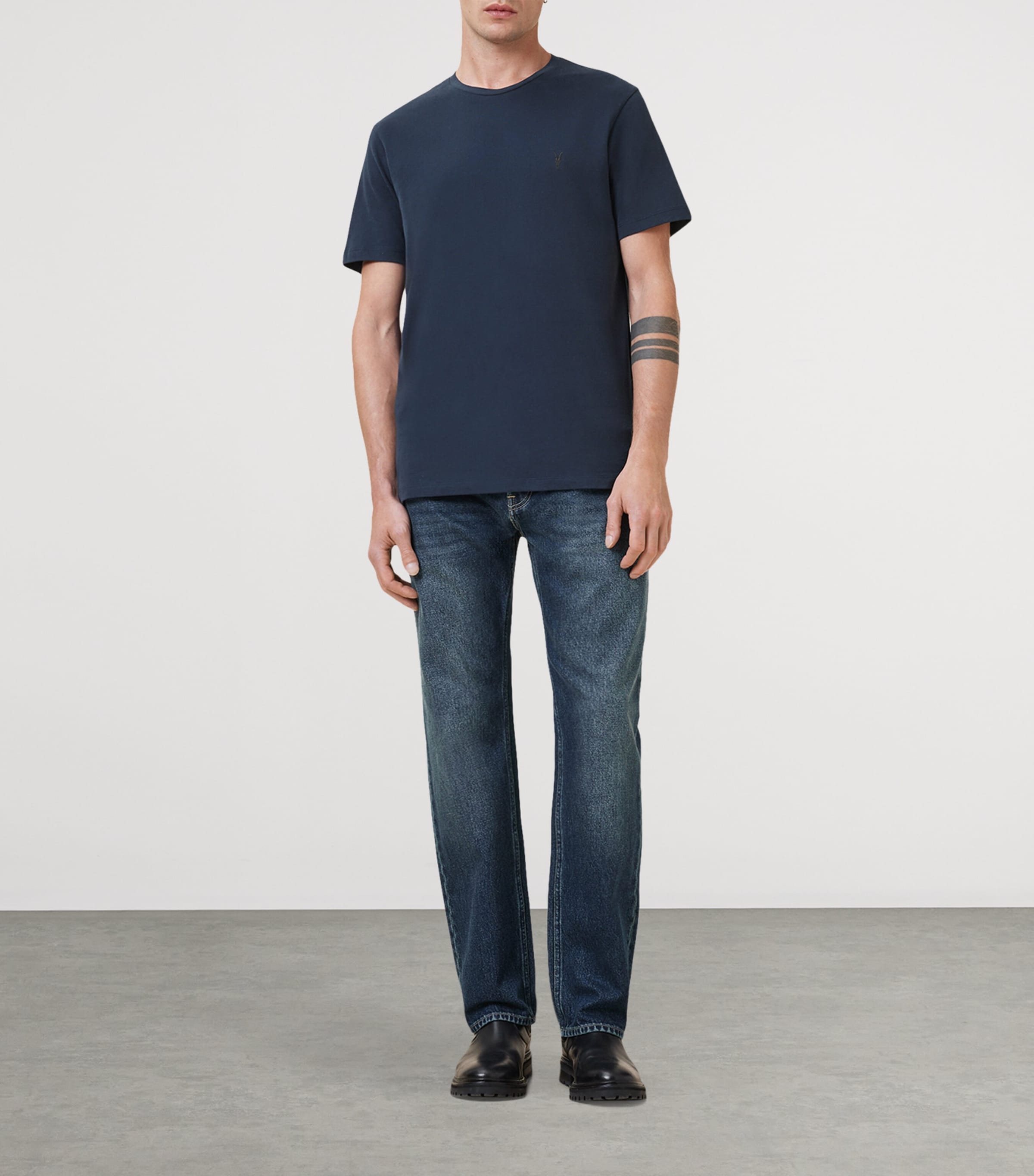 Organic Cotton Brace T-Shirt NAVY BLUE Image 2