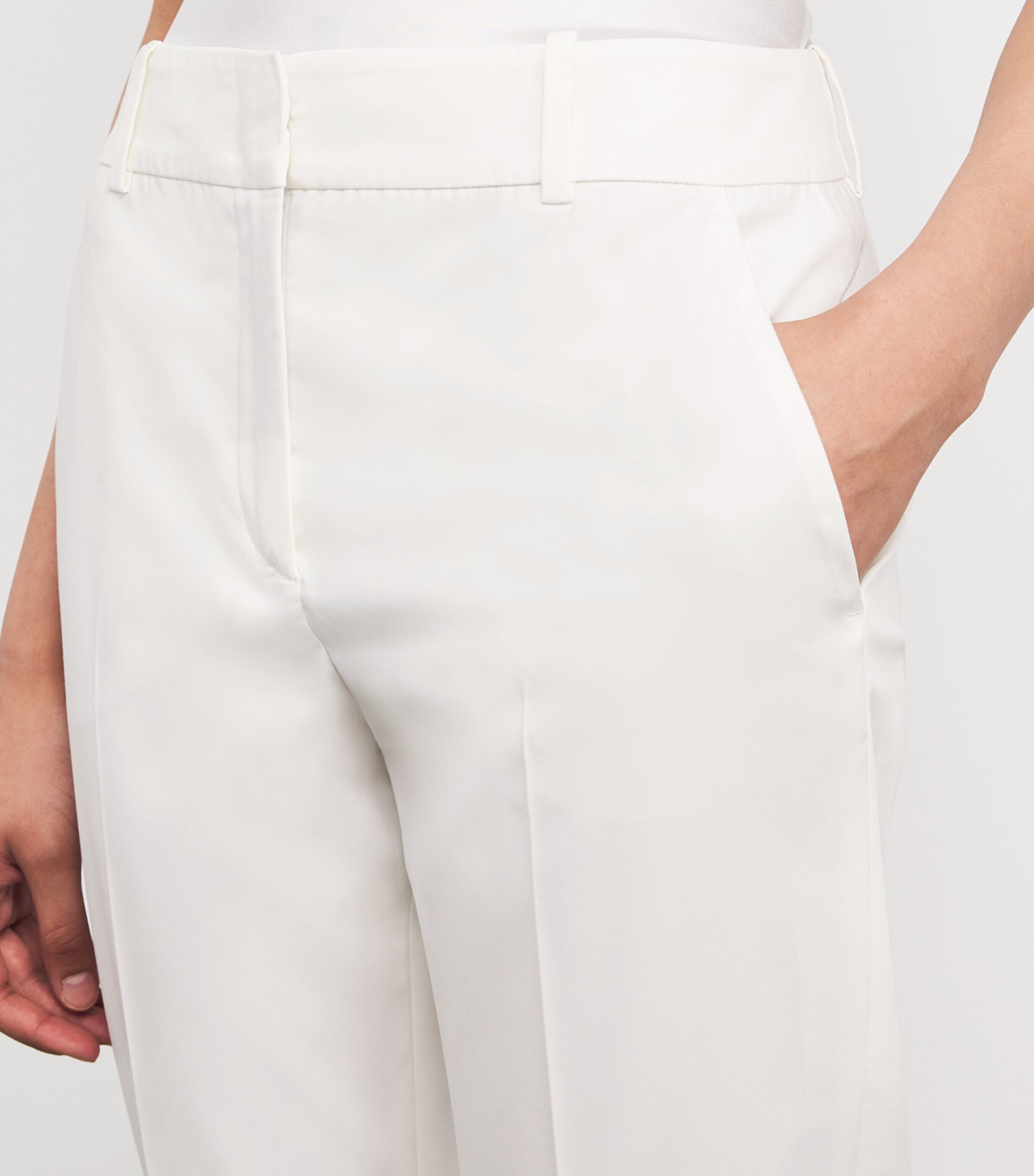 Eleventy Womens Cropped Tailored Trousers Bianco Image 6