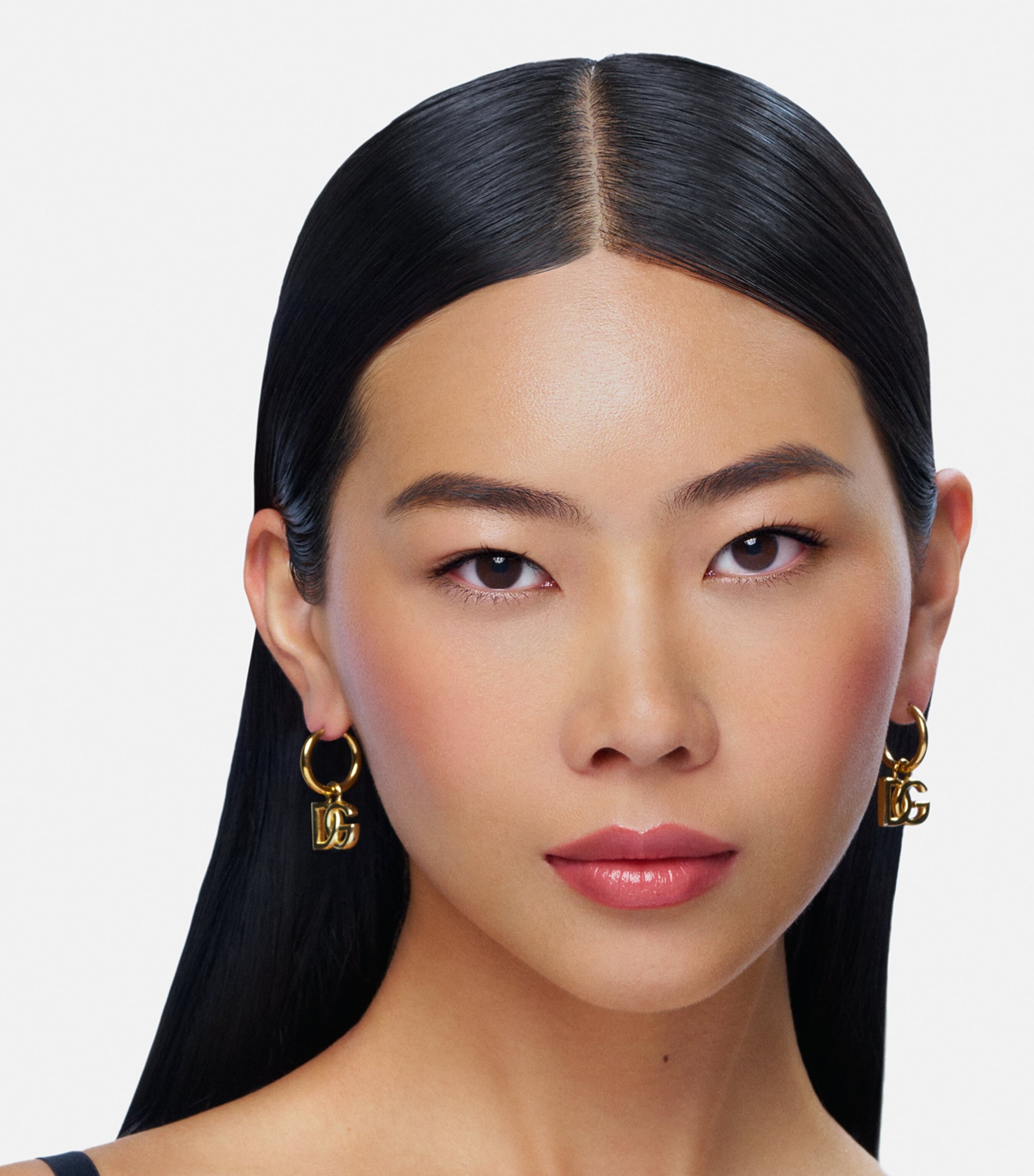 Blueberry Nutri Tint Hydro Glow & Fresh Skin Tint 19W MEDIUM Image 3