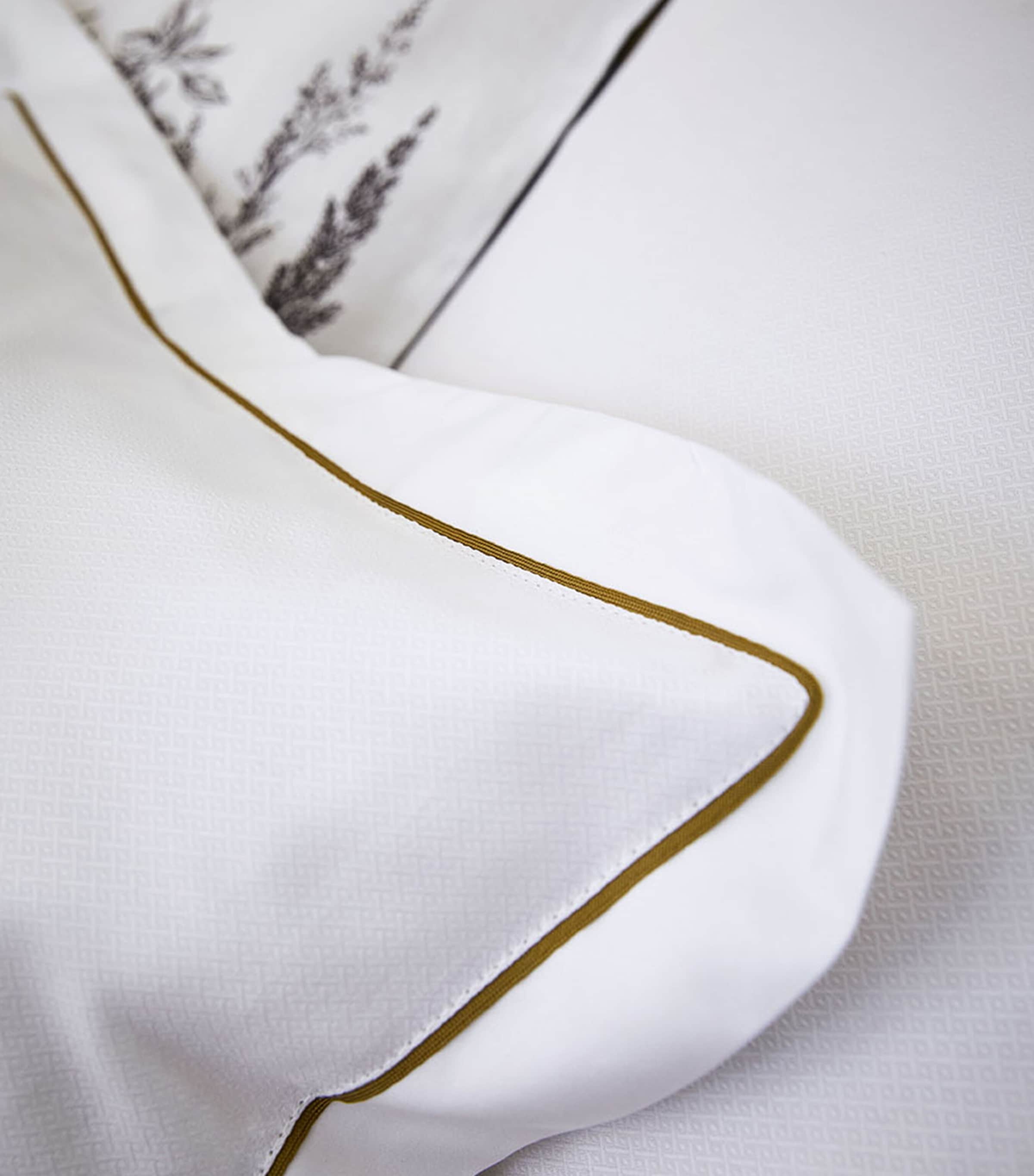 Alexandre Turpault Orsay King Duvet Cover (230cm x 220cm) Bronze Image 3