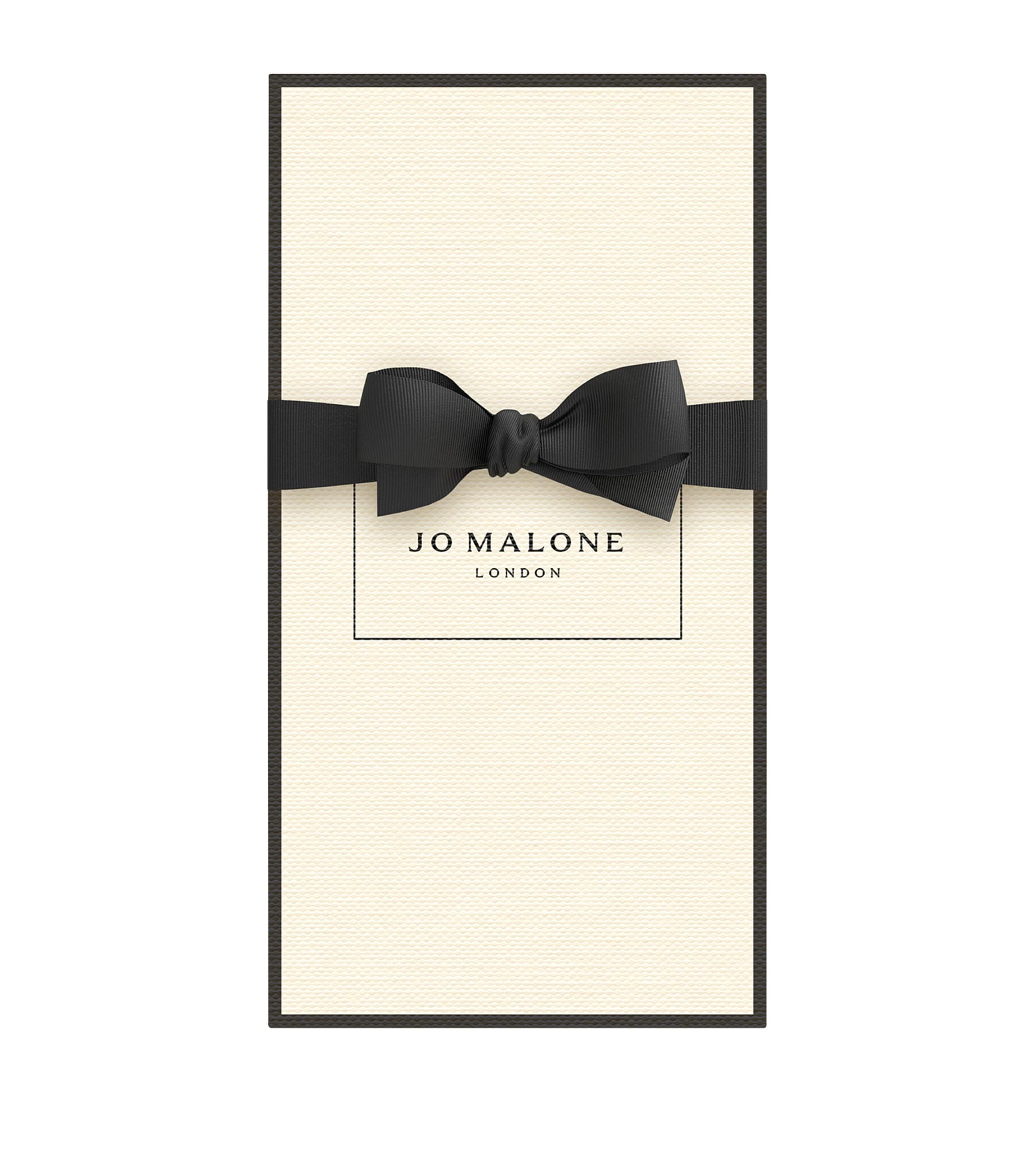 Jo Malone London Wood Sage and Sea Salt Body and Hand Wash (250ml) Image 2