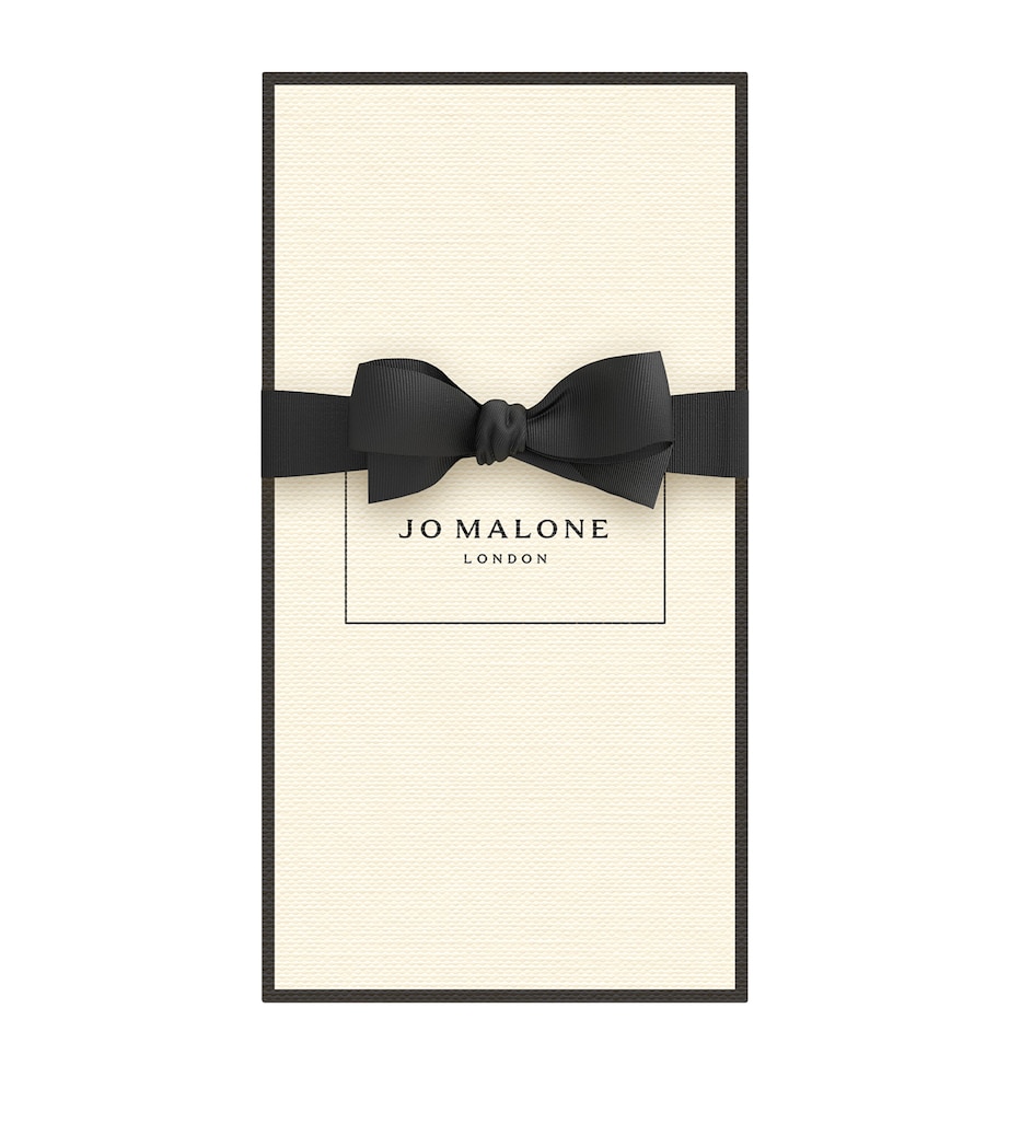Jo Malone London Wood Sage and Sea Salt Body and Hand Wash (250ml) Image 2