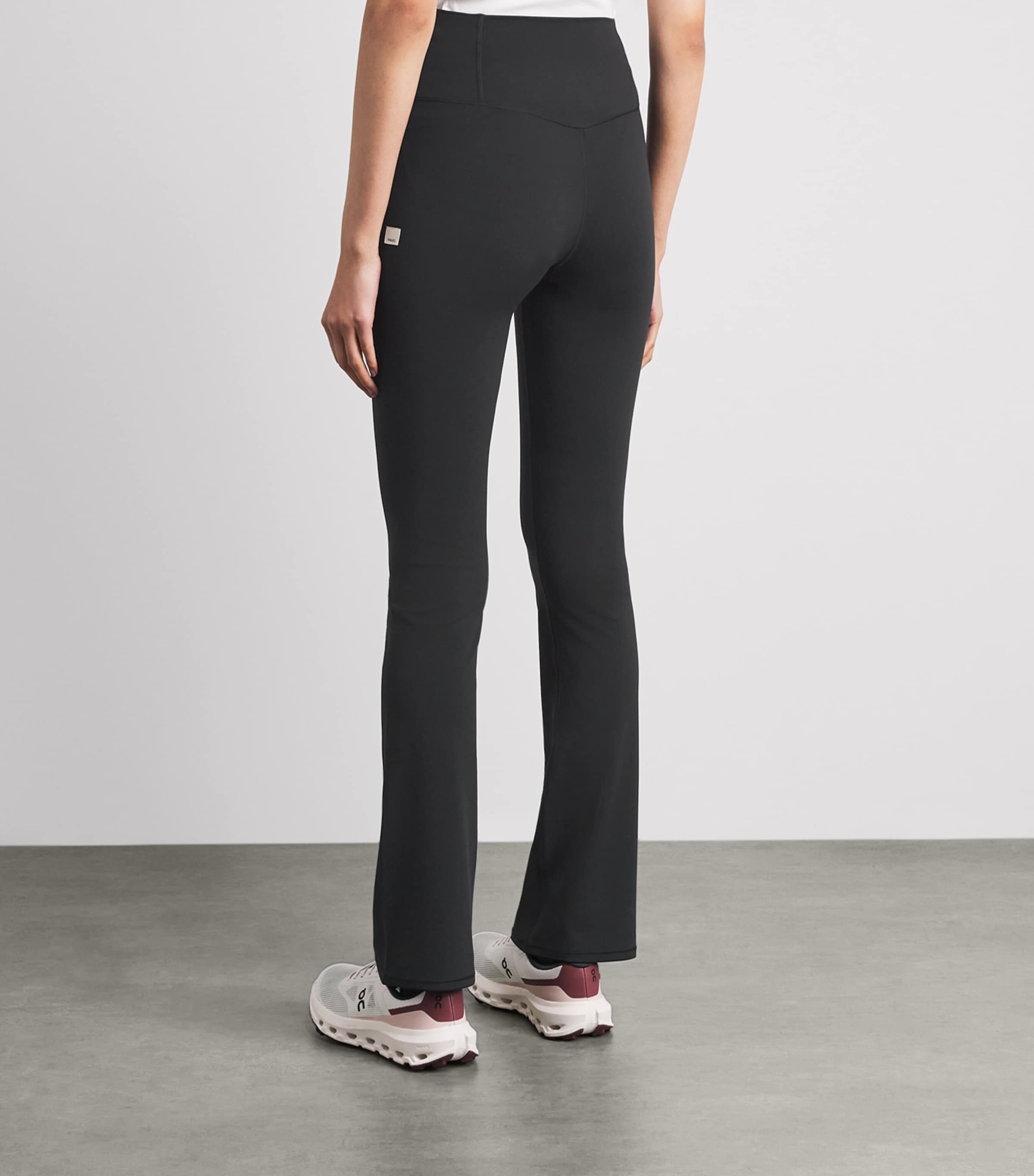 VUORI Womens AllTheFeels Slim Flare Leggings Black Image 5