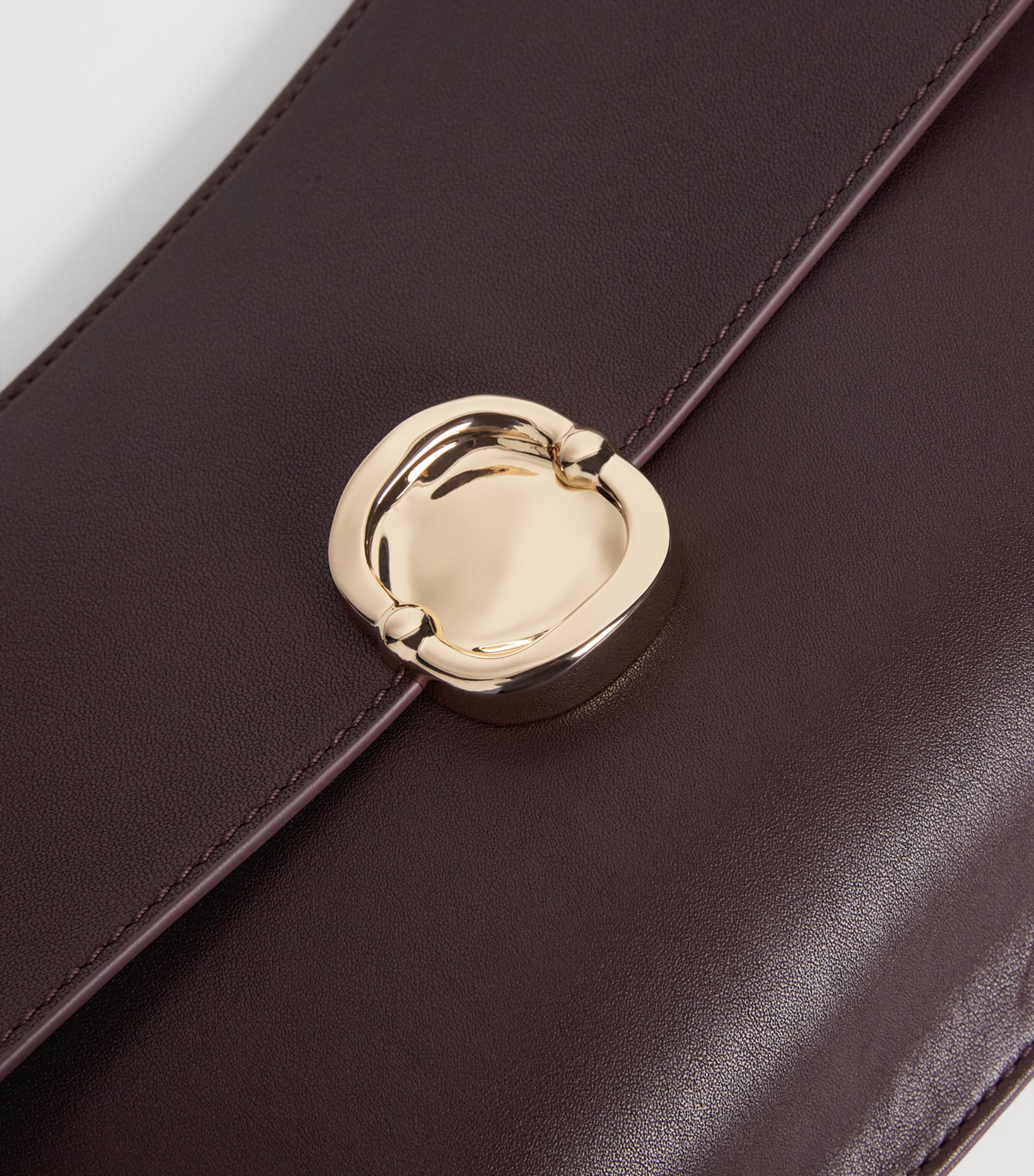 Leather Shoulder Bag BURGUNDY Image 3