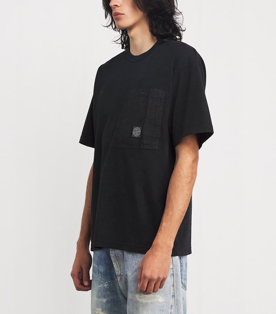 Cotton Logo-Pocket T-Shirt V0029 Image 3