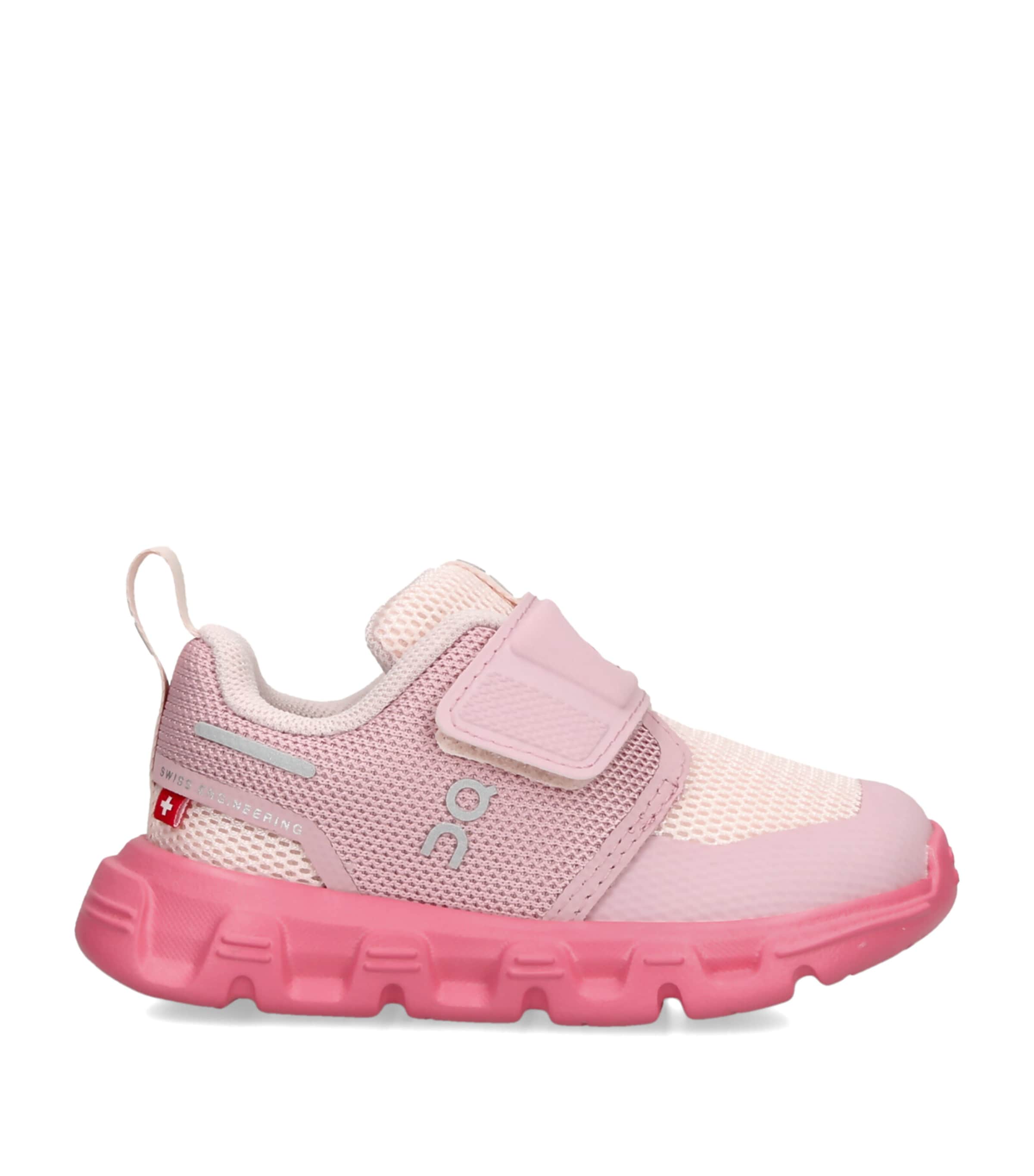 ON Running Cloud Dash Trainers Pink Image 1