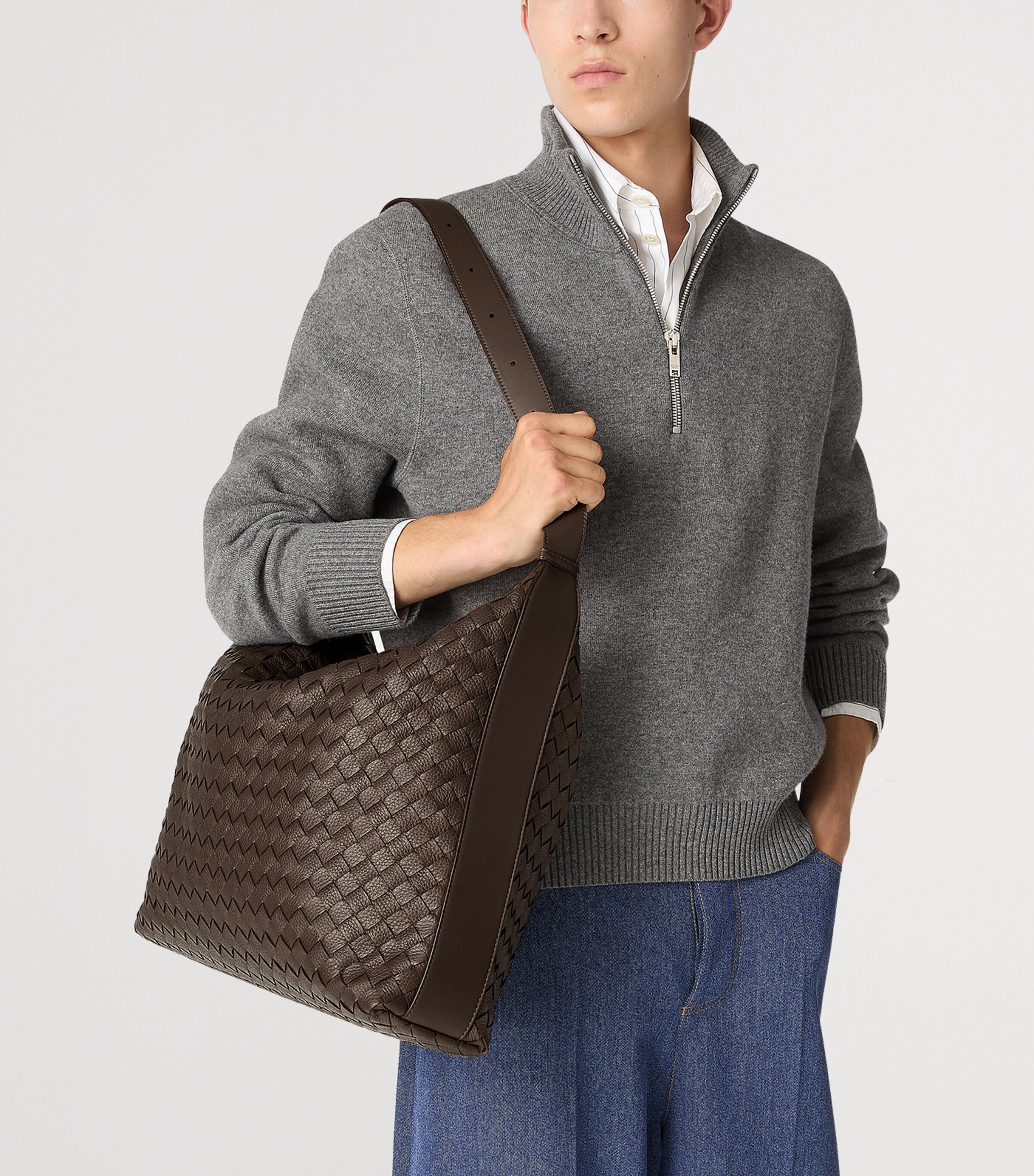 Bottega Veneta Leather Intrecciato Traveller Cross-Body Bag Image 2