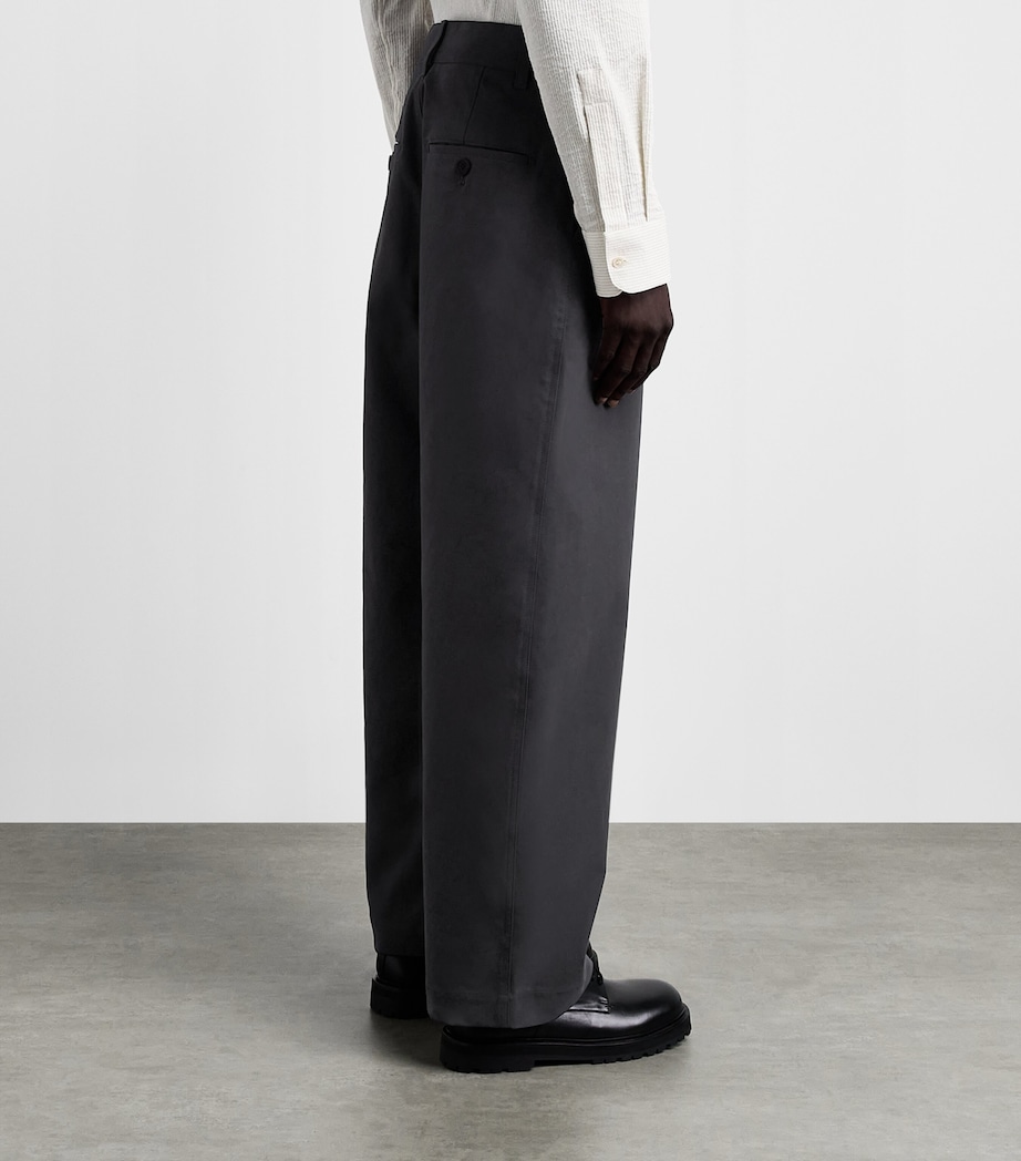 Studio Nicholson Mens Cotton Barrel-Leg Trousers Ore Image 5