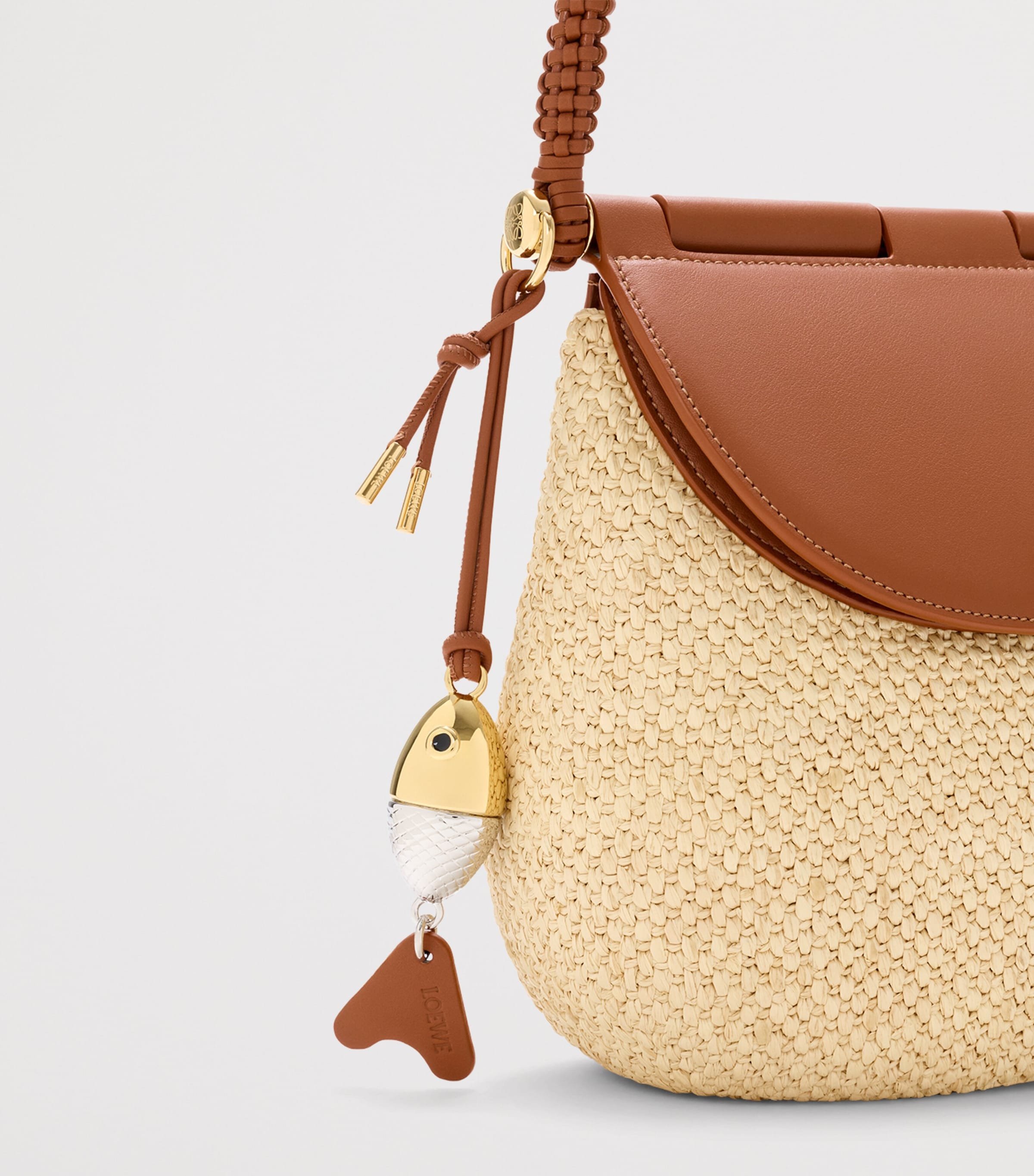 LOEWE x Paula’s Ibiza Medium Raffia Pescador Shoulder Bag Natural/tan Image 6