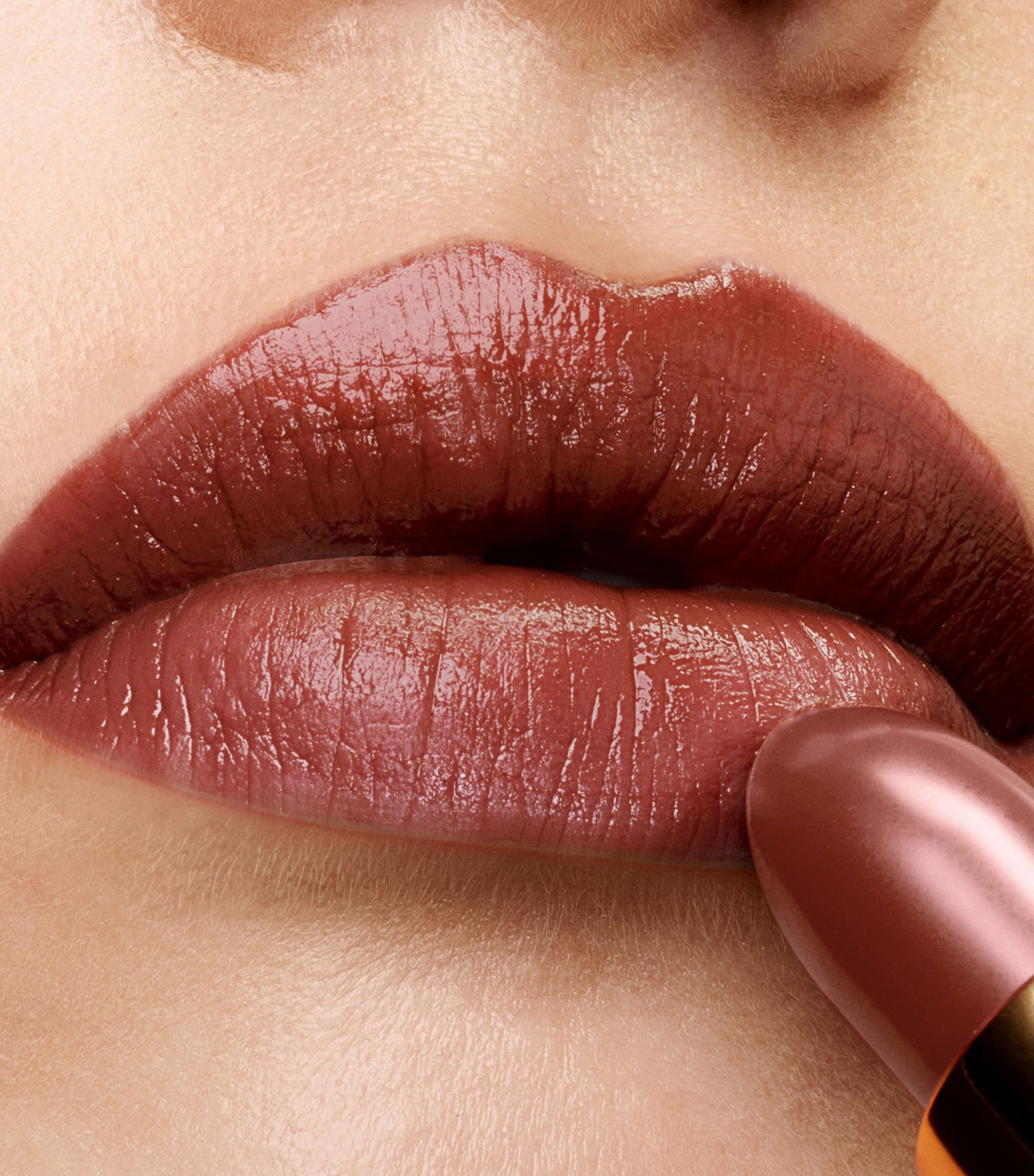 TOM FORD Runway Lip Colour Irrepressible Image 3