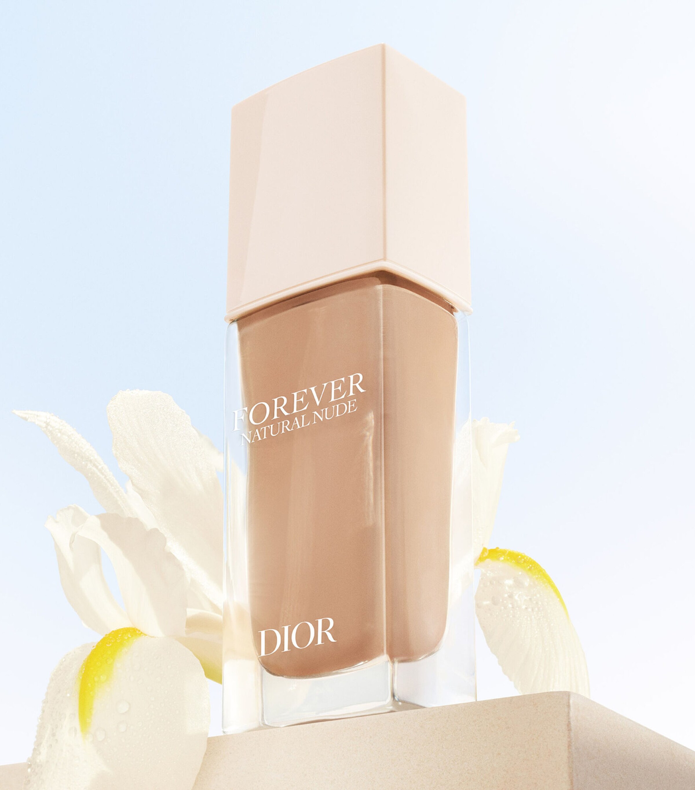 Forever Natural Nude Foundation 6W Image 6