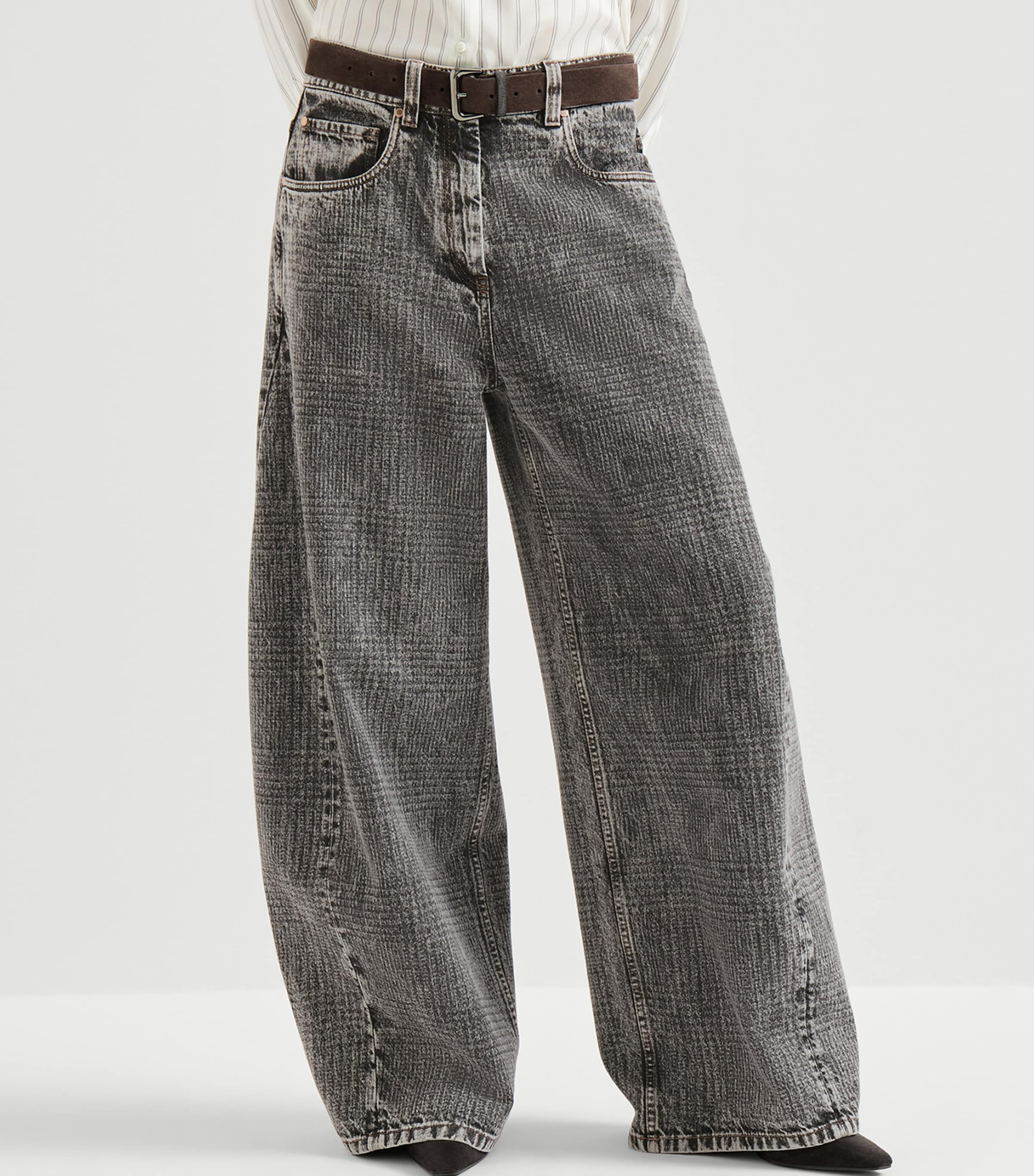 Brunello Cucinelli Womens Loose Barrel Jeans Image 3