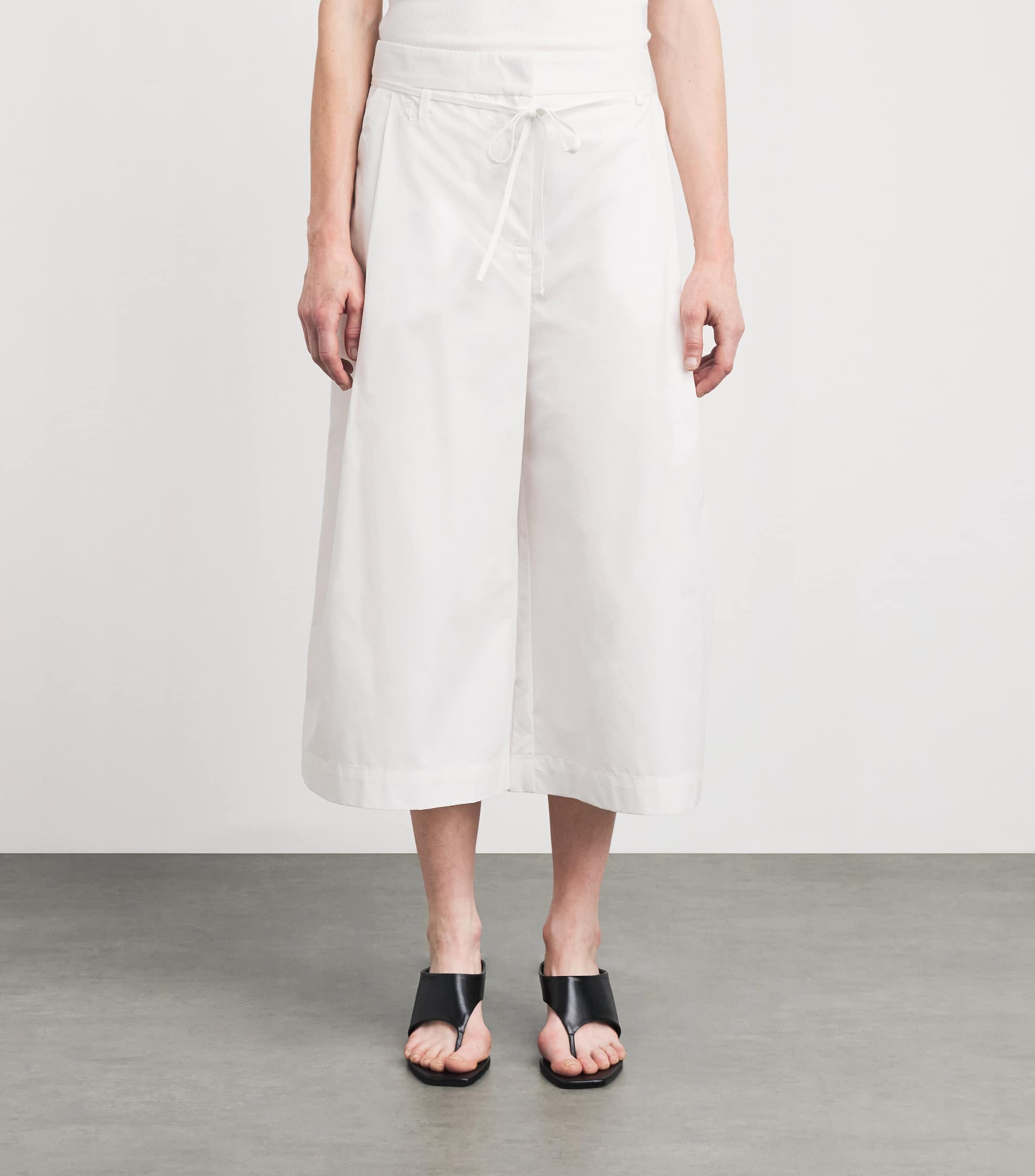 Jacquemus White Cotton Marin Cropped Trousers | Harrods US