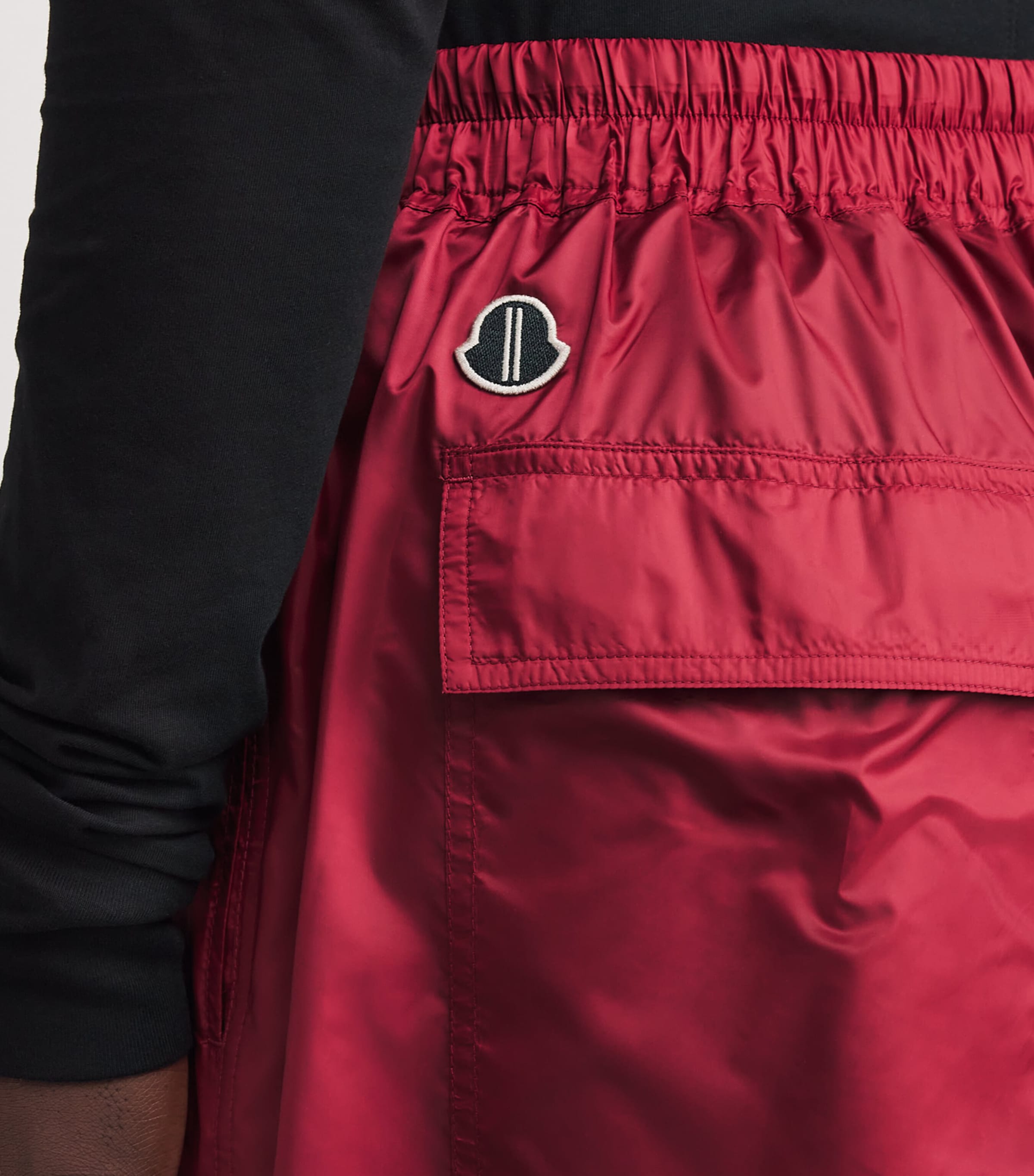 x Moncler Temple Kilt Shorts 438 - CARNELIAN Image 6
