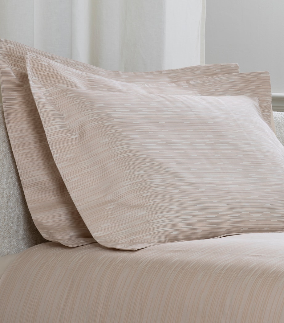 Frette Stardust Jacquard Standard Pillowcase (50cm x 80cm) Vanilla/misty Image 3