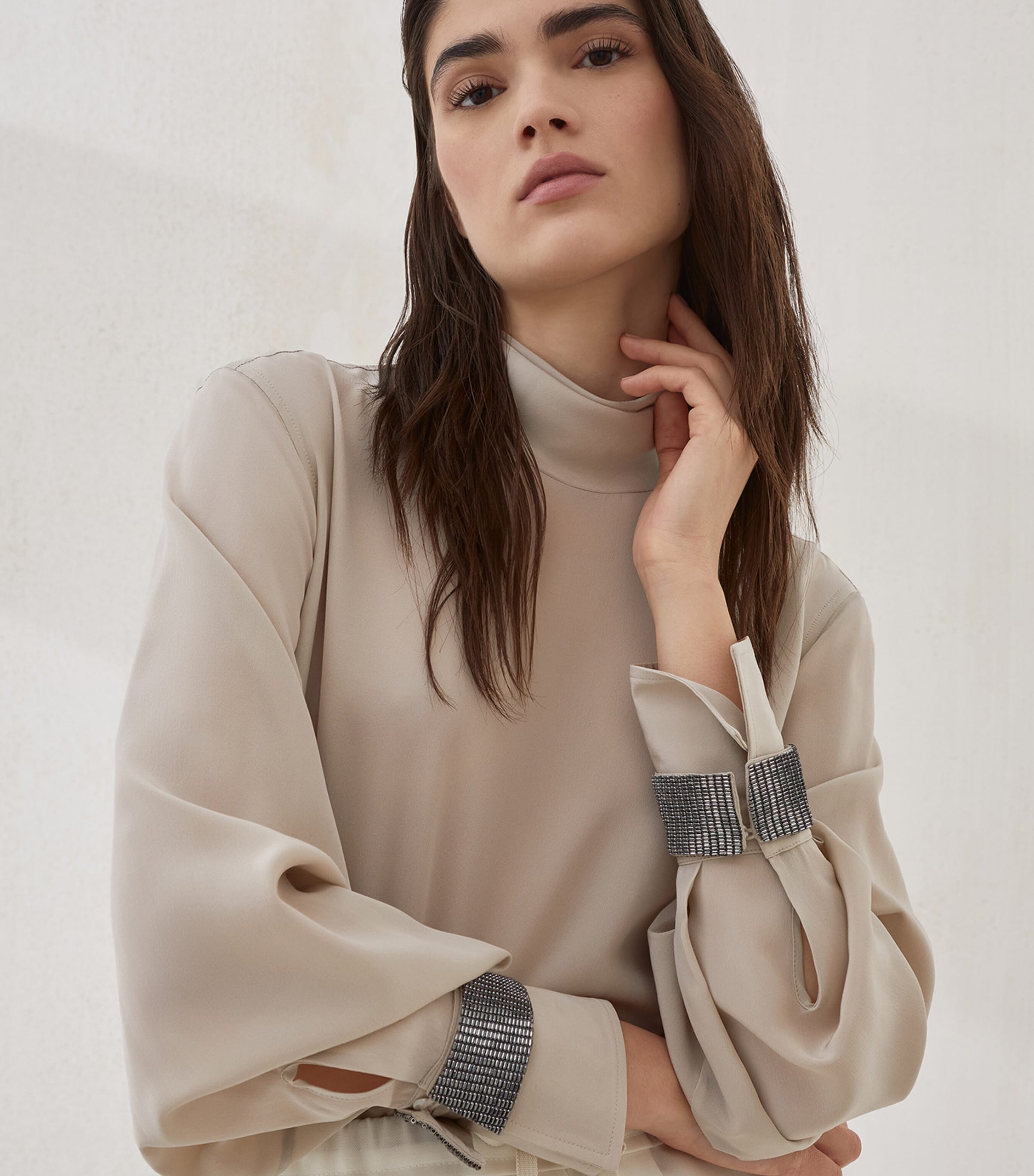 Silk Precious Bracelet Blouse C8561 Image 5