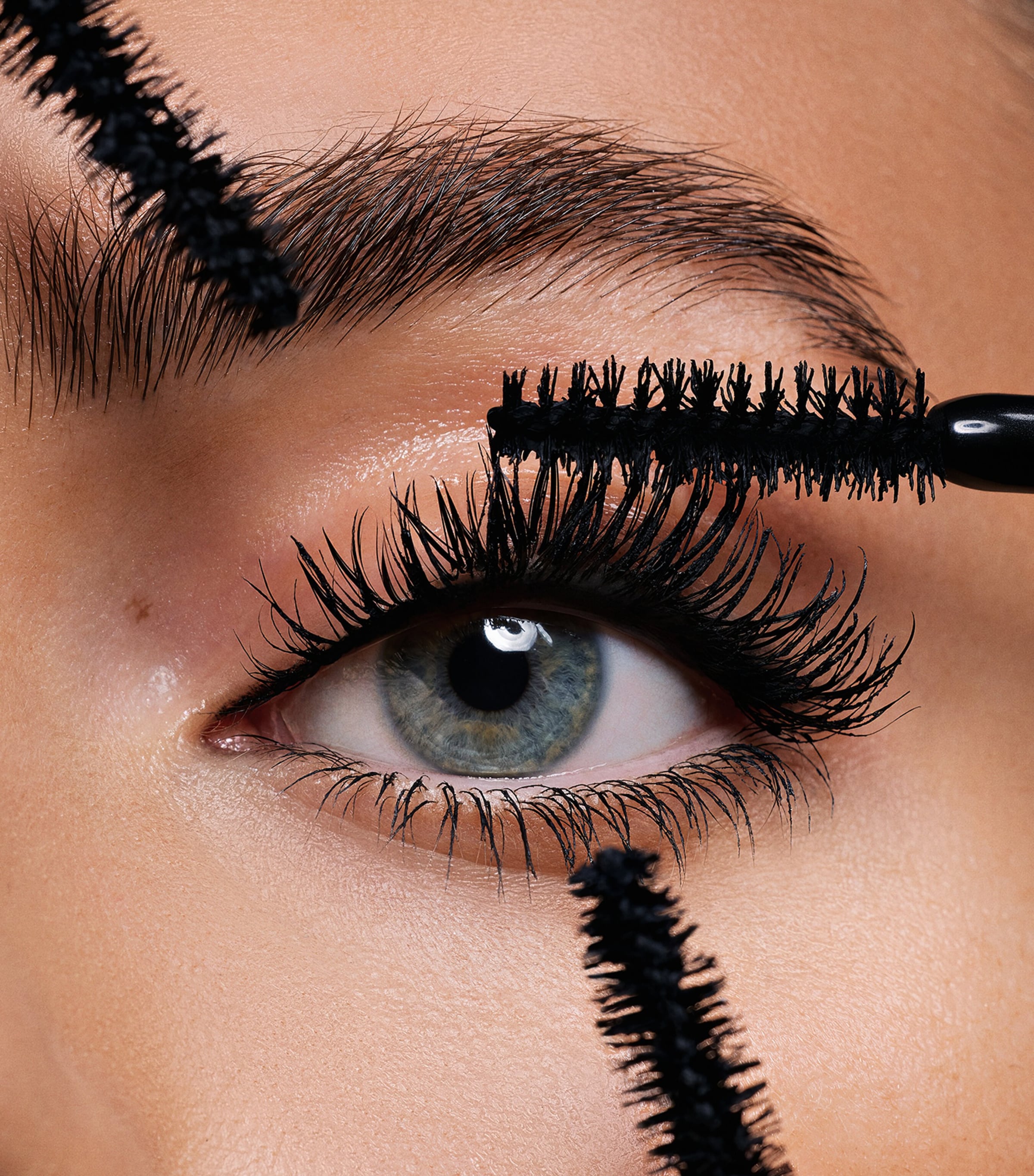 Les Yeux Noirs Aqua Extrema Mascara NO COLOUR Image 5