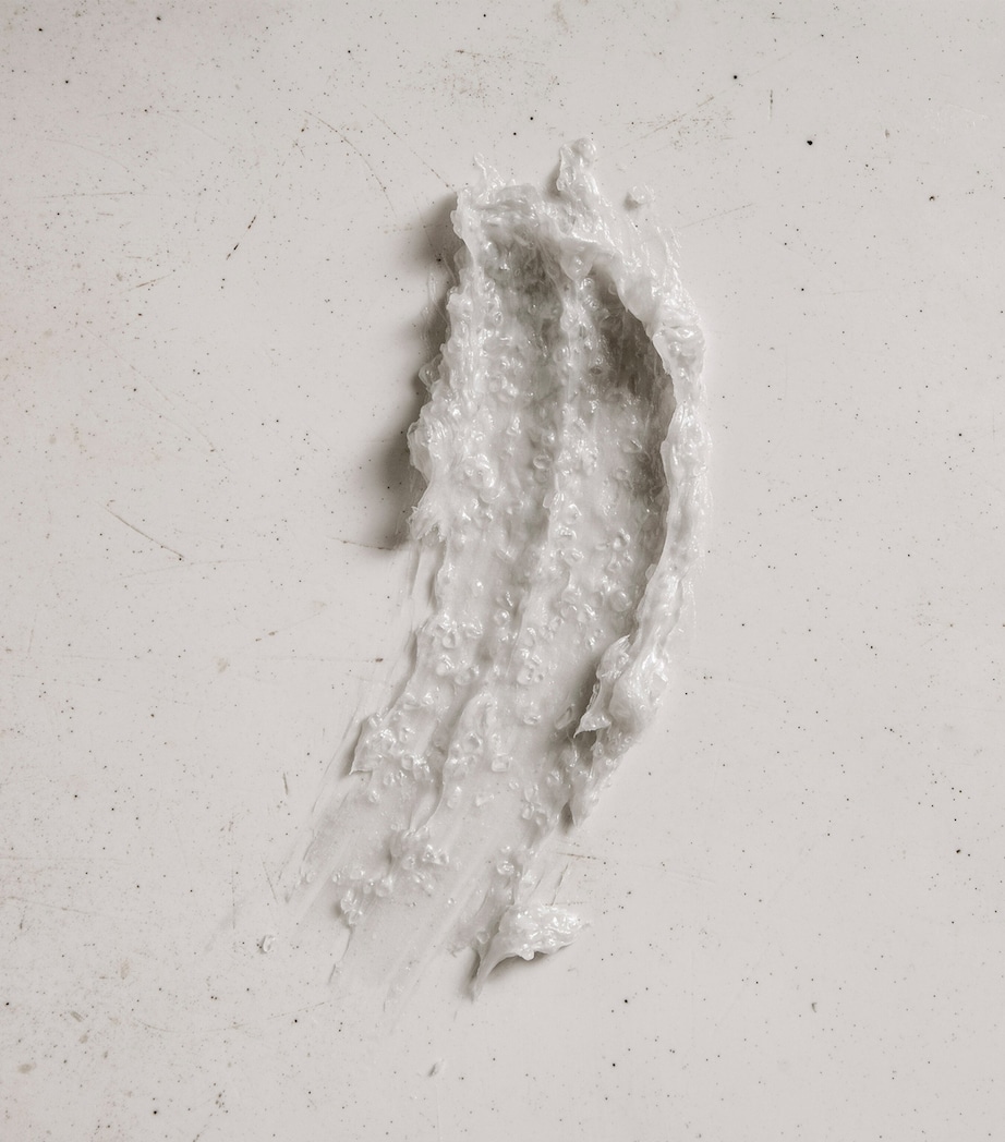 Scrub Shampoo (300ml) NO COLOUR Image 2