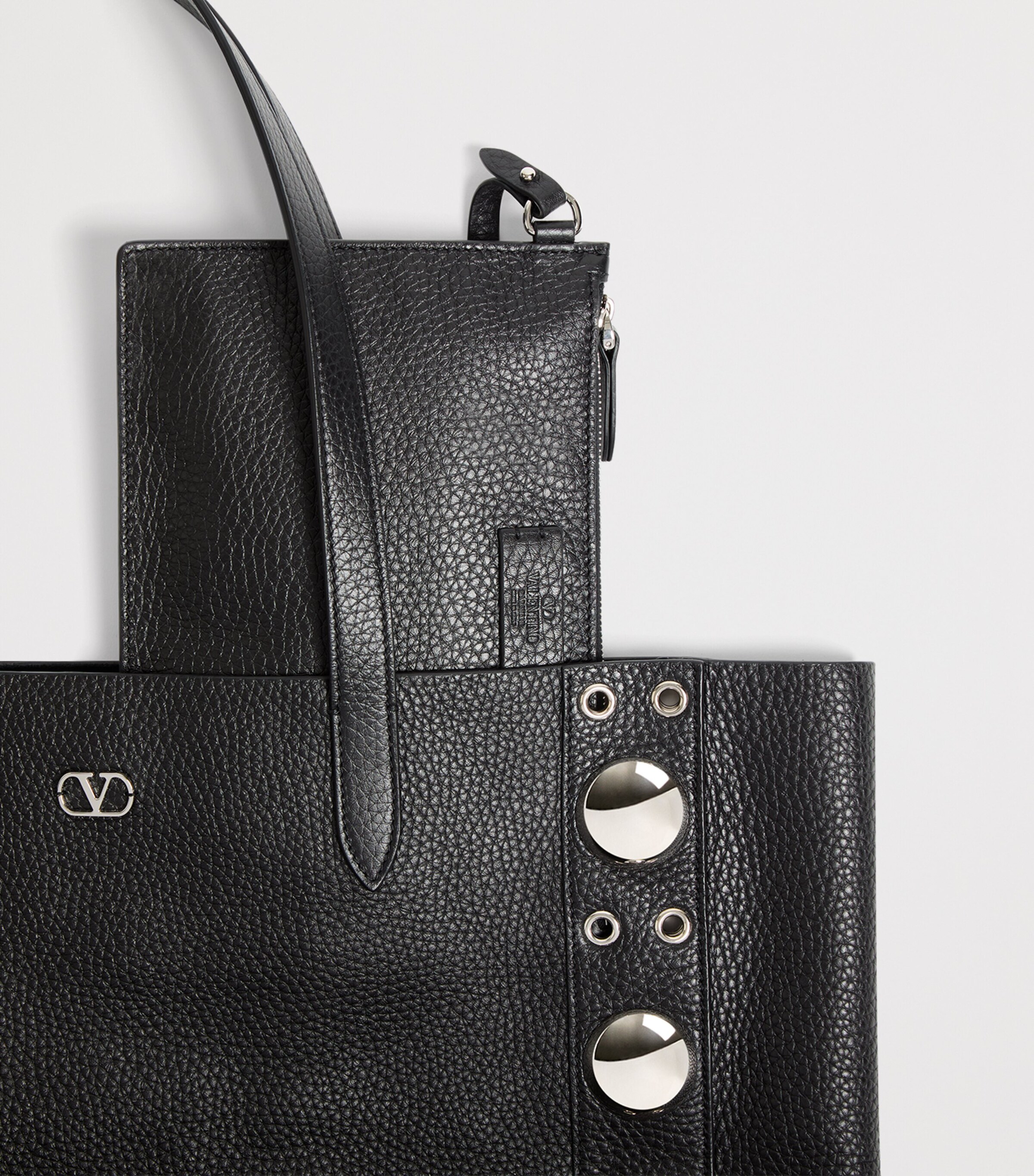 Valentino Garavani Leather Nellcôte Tote Bag Image 8