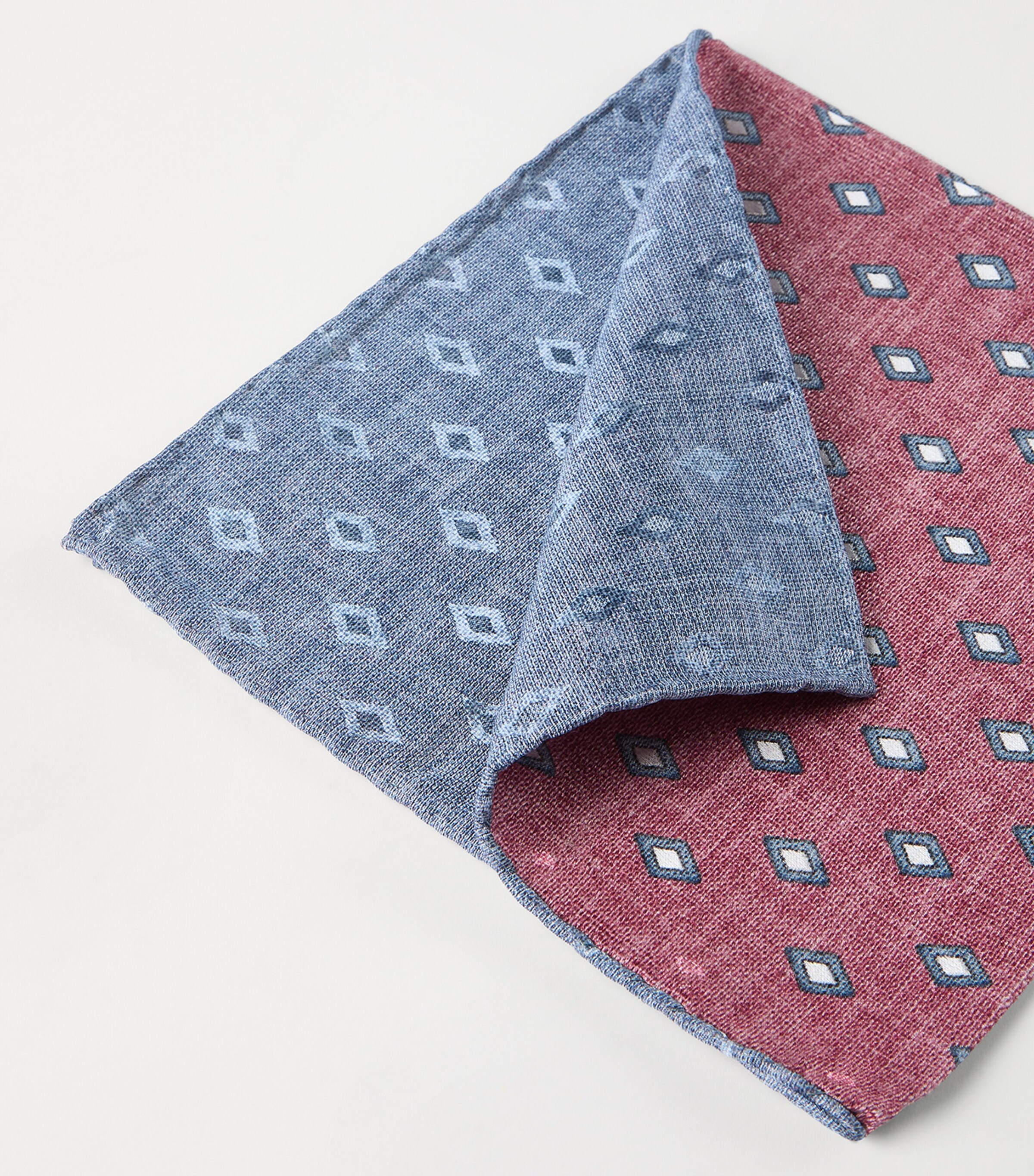 Silk Diamond Pocket Square CFQ12 Image 3