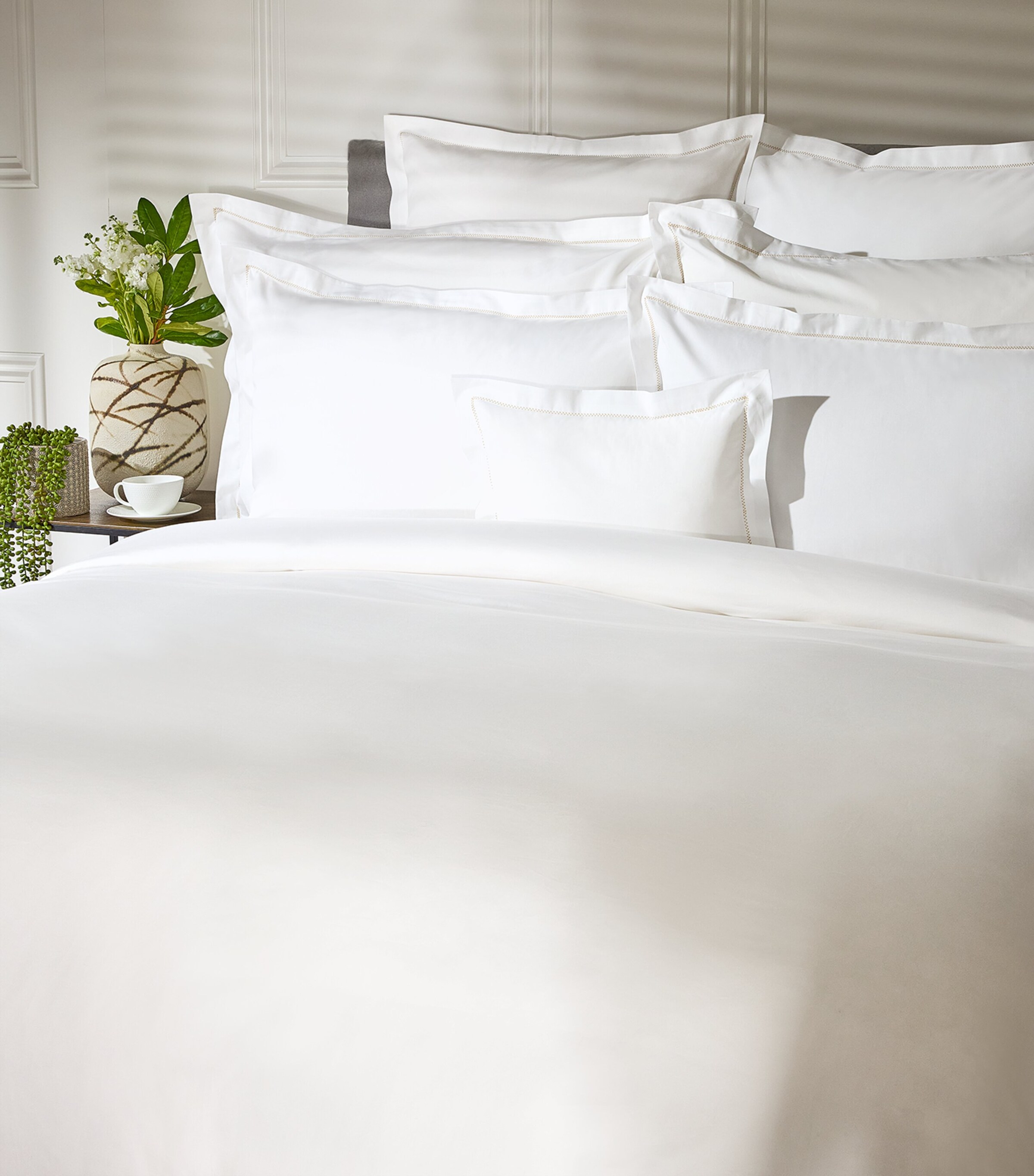 Ivy Square Pillowcase (65cm x 65cm) GOLD Image 2