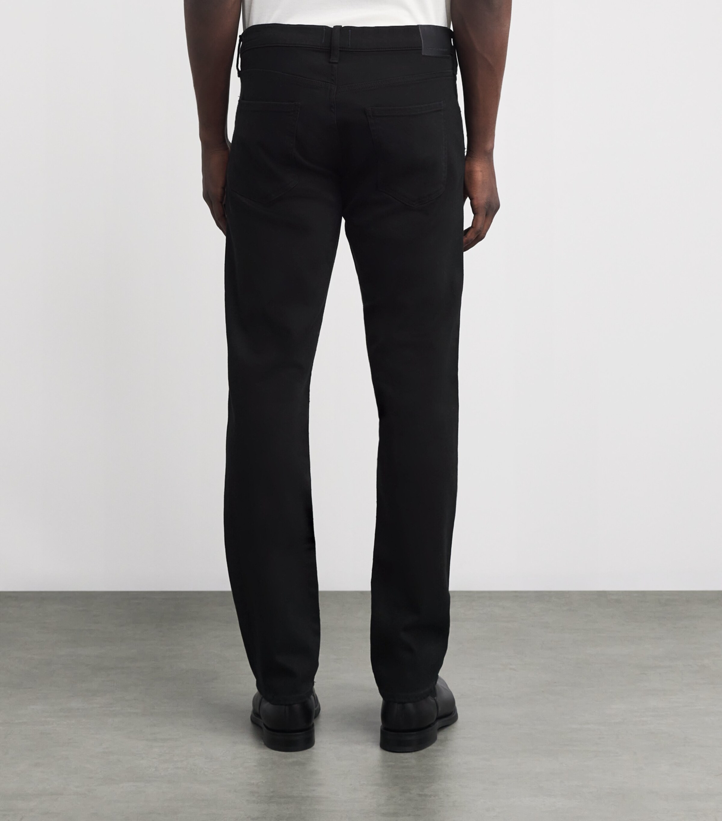 Straight Perform Jeans RAVEN Image 9