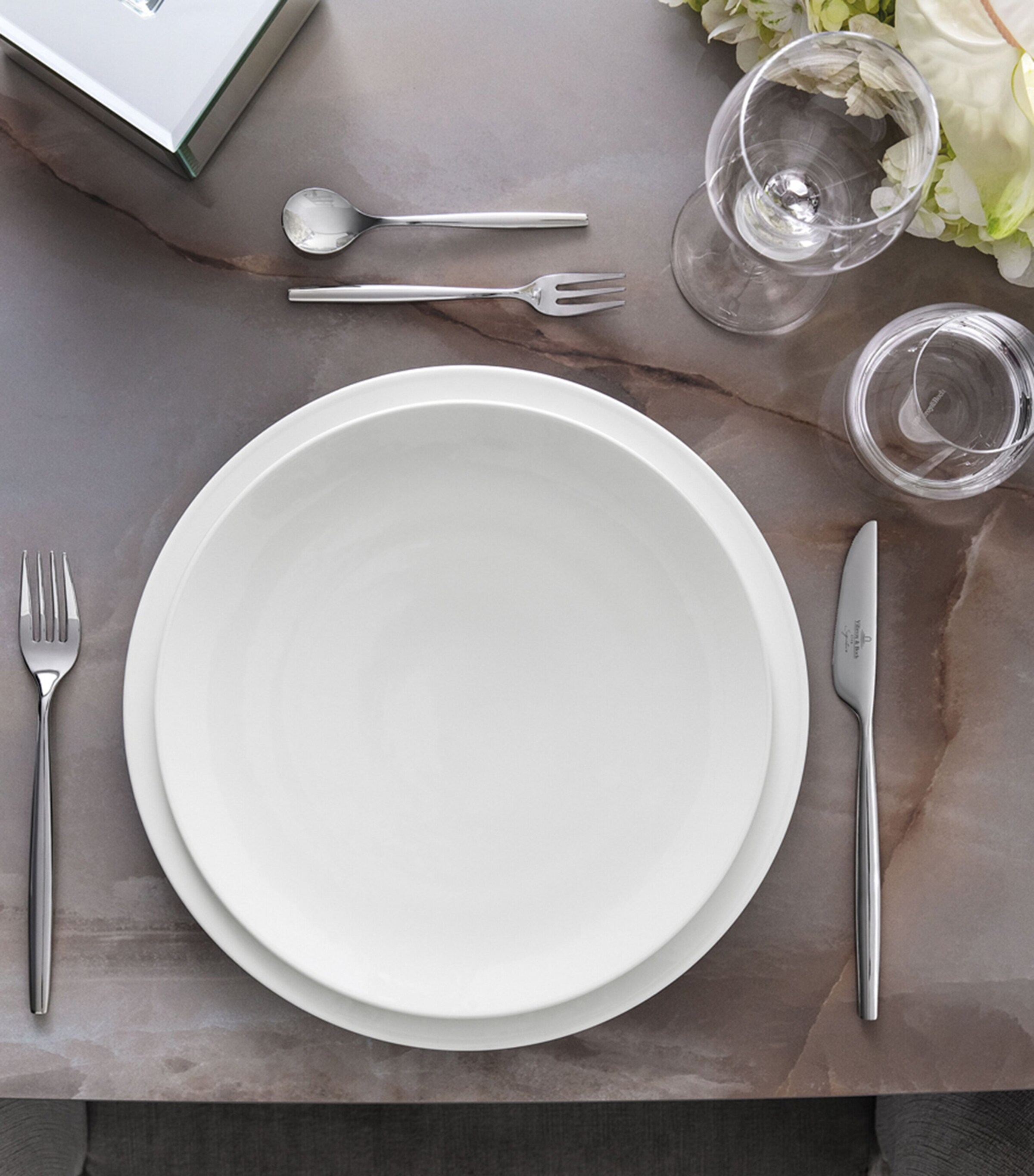 Villeroy & Boch Metrochic Blanc Cake Plate (33cm) White Image 5