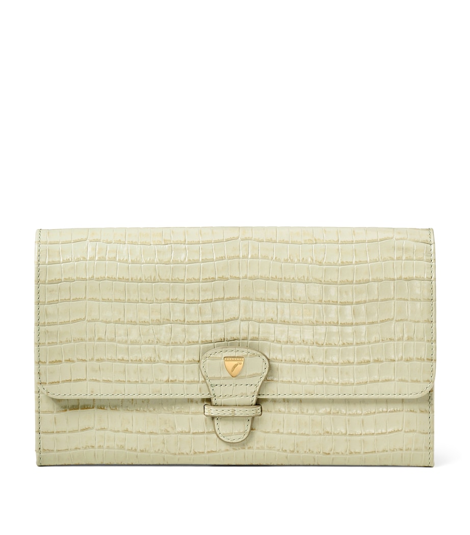 Leather Classic Travel Wallet PISTACHIO Image 1