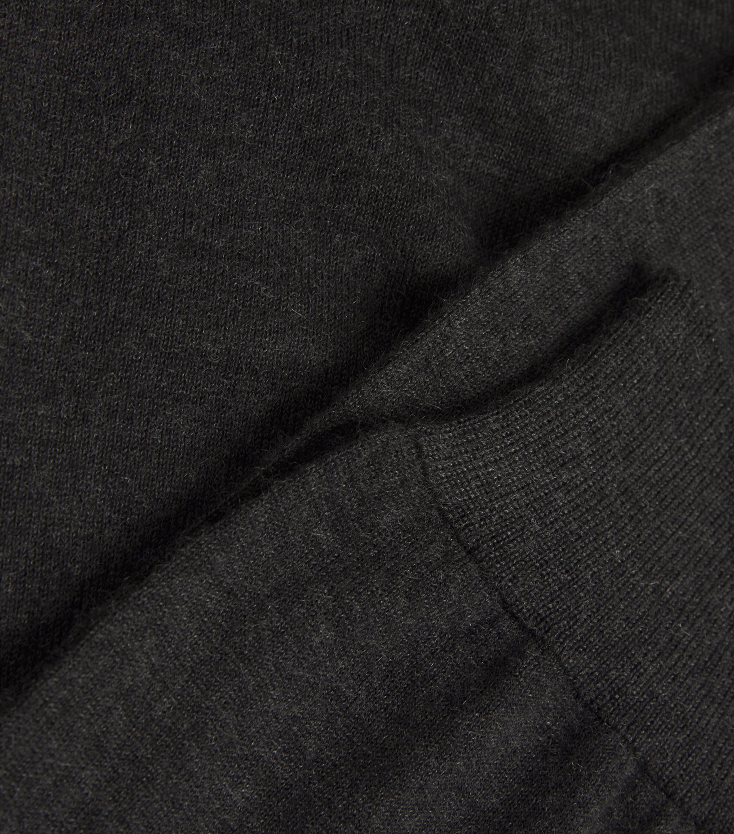 Johnstons Of Elgin Mens Cashmere Crew-Neck Sweater Charcoal Image 5