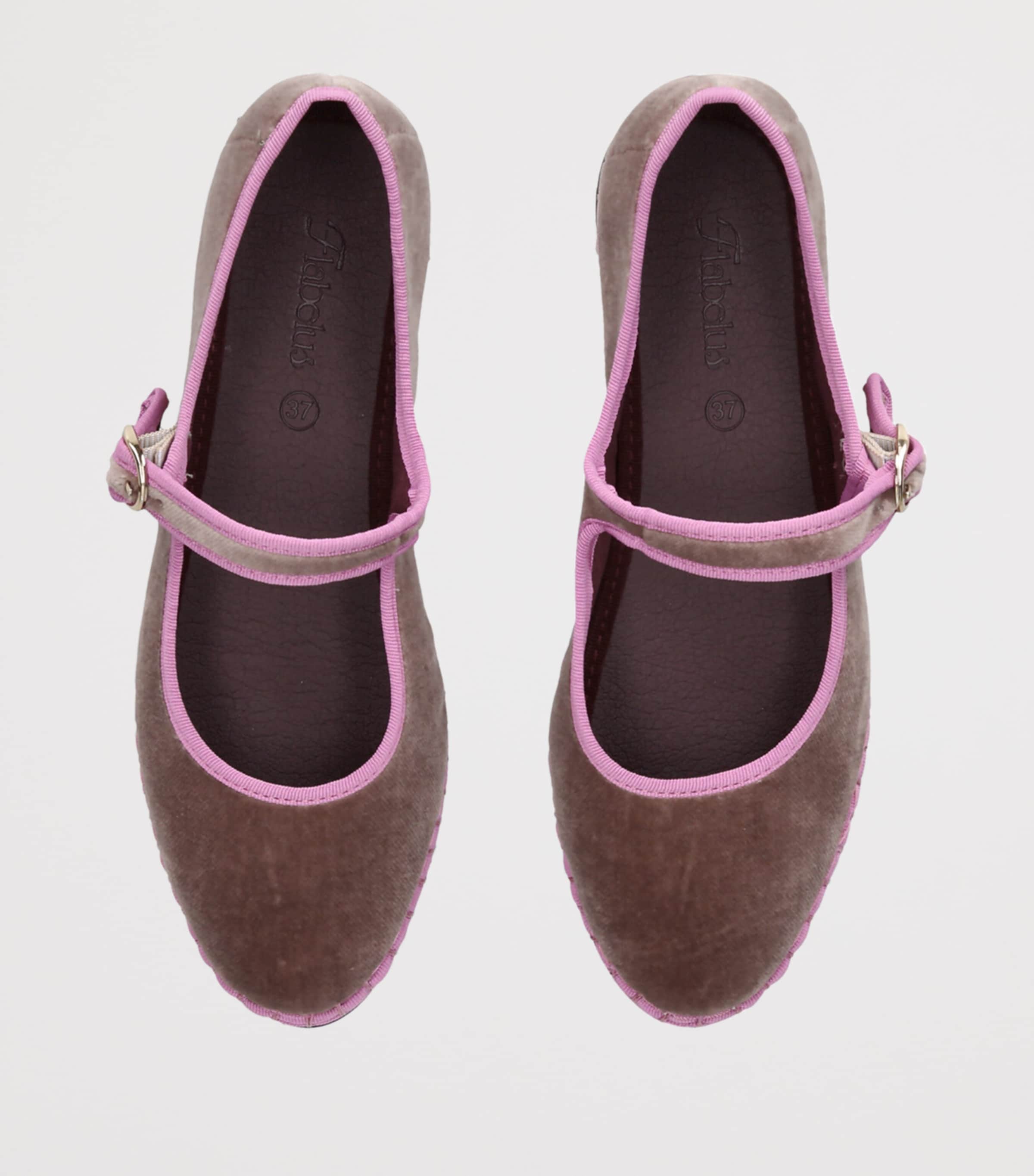 Flabelus Velvet Odiseo Mary Janes Beige Comb Image 4
