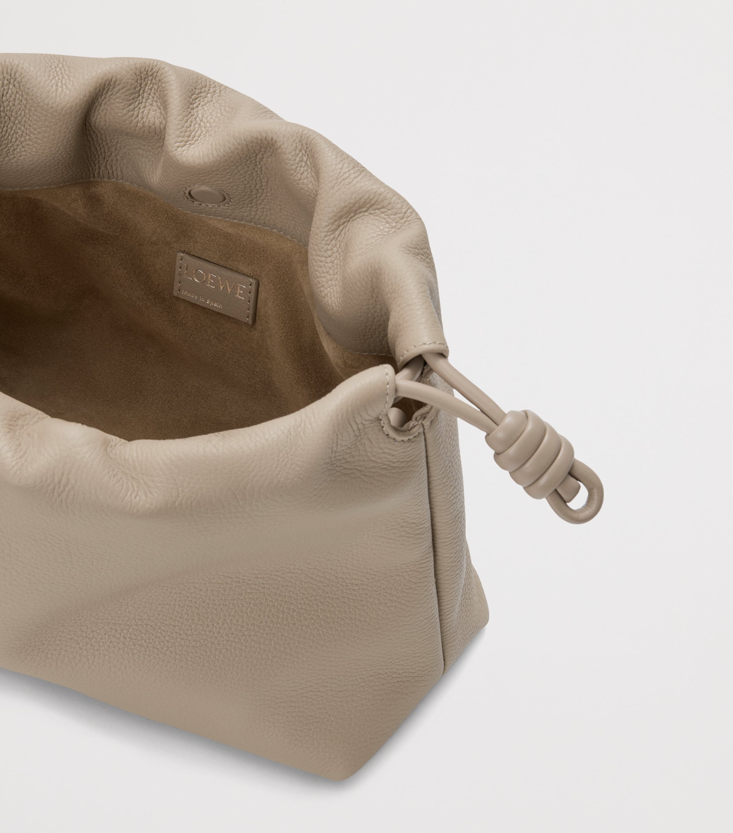 Medium Leather Flamenco Shoulder Bag CLAY Image 8