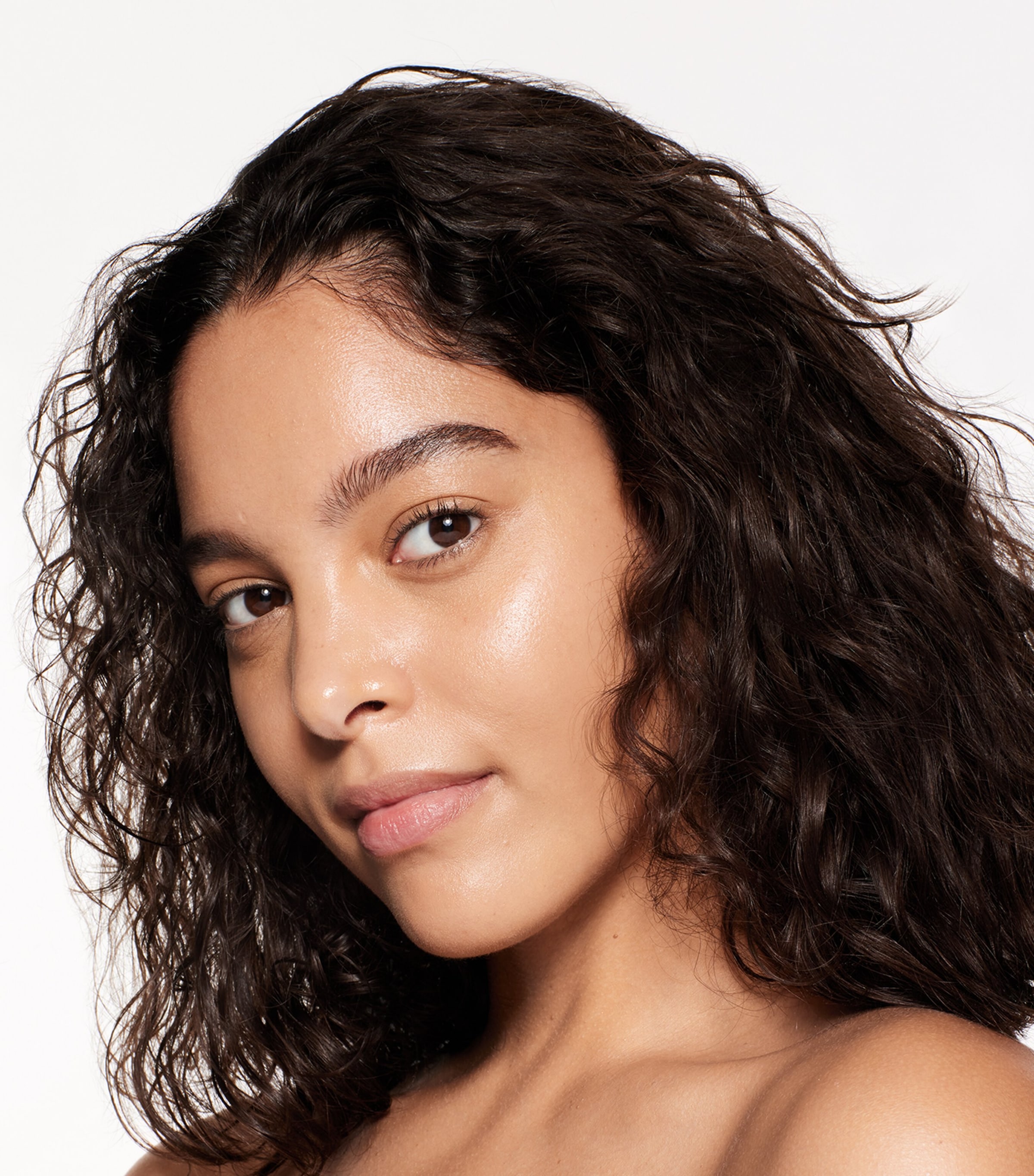 Revitalessence Skin Glow Foundation SPF 30 340 OAK Image 3