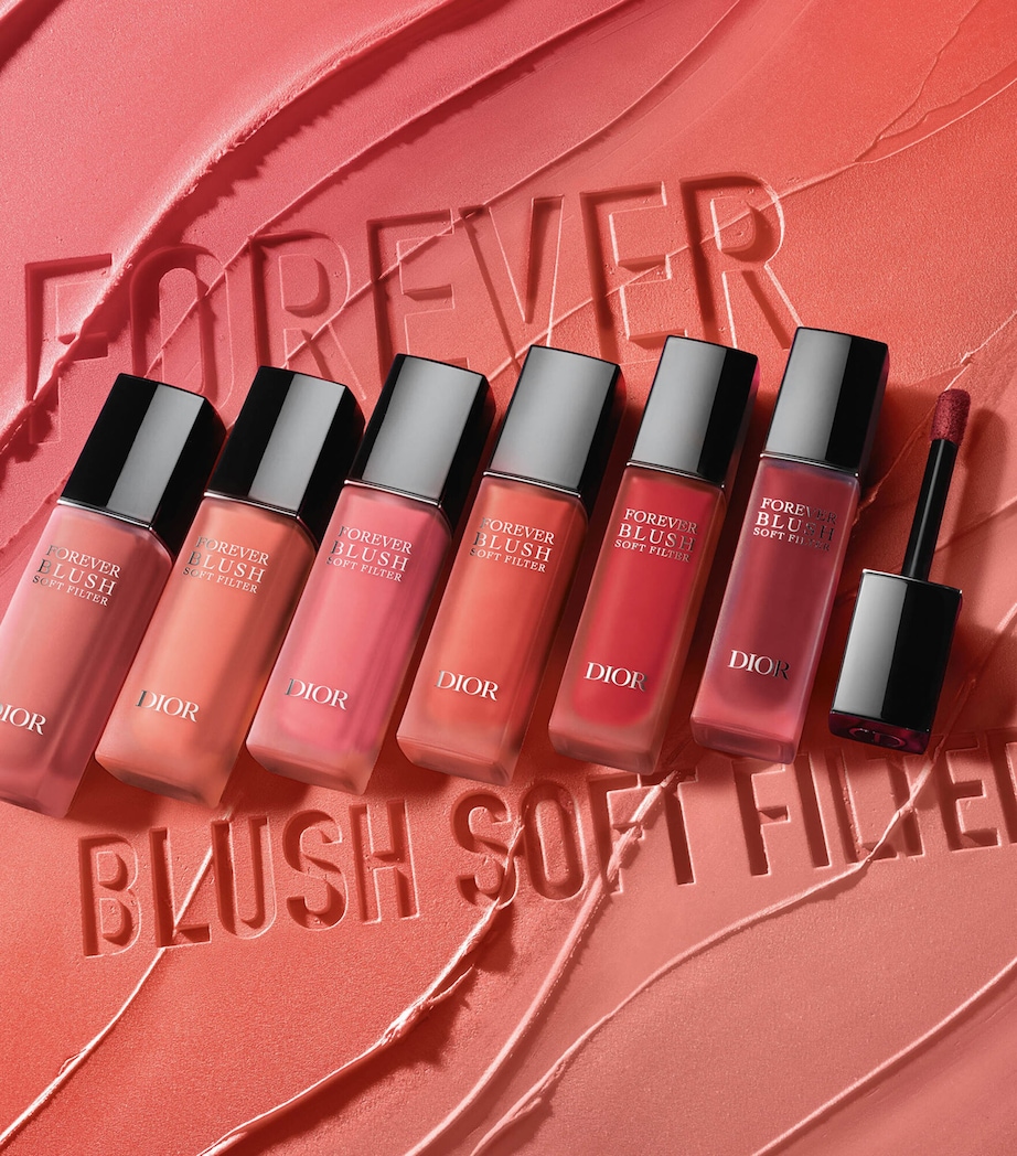 Dior Forever Soft Filter Liquid Blush 03 Image 5