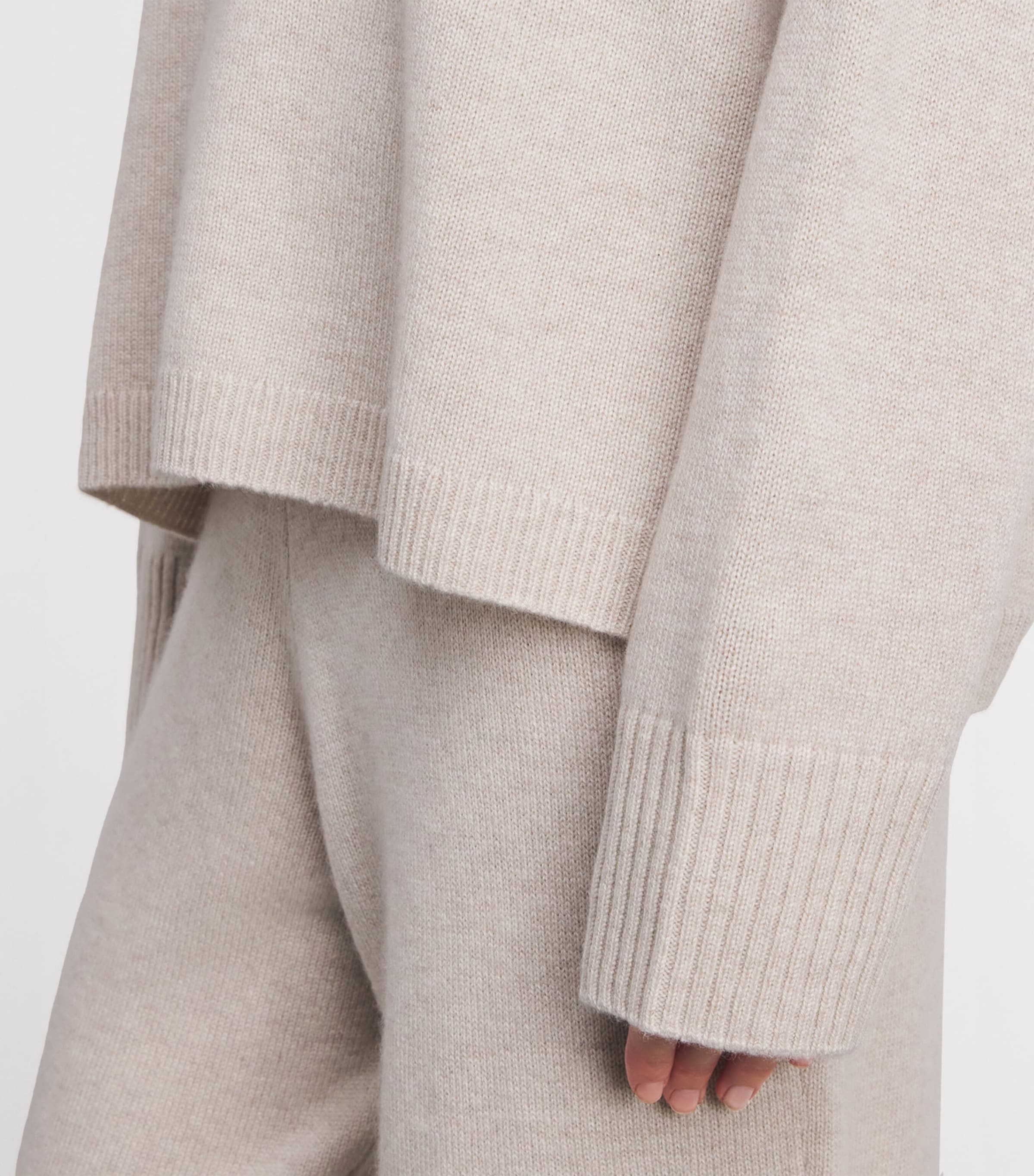 arch 4 Womens Cashmere Sarah Hoodie Chai Image 3
