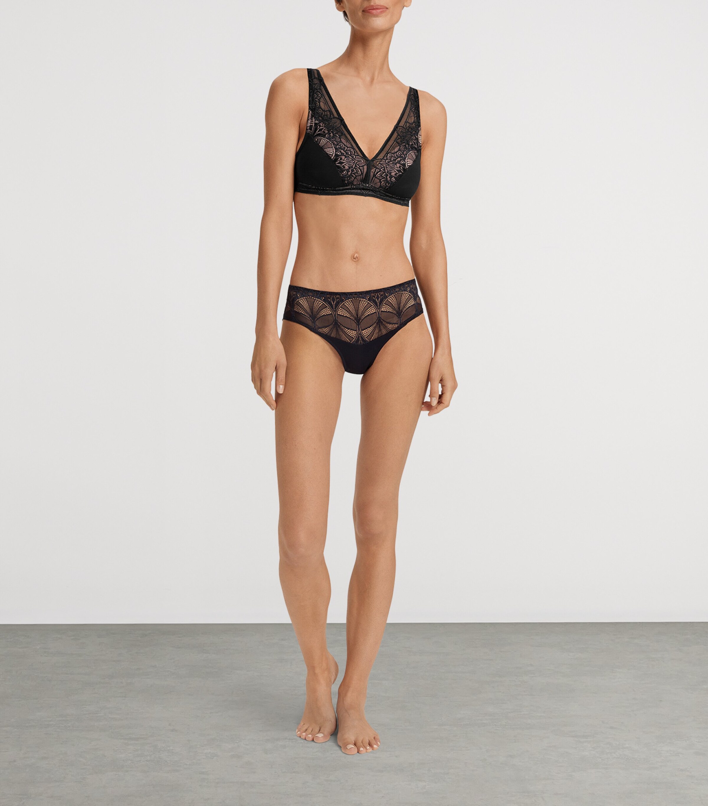 Hanro Lace Holly Midi Briefs | Women Clothing | Lingerie & Hosiery | Knickers | Designers | Hanro Hanro Lace Holly Midi Briefs | Women Clothing | Lingerie & Hosiery | Knickers | Designers | Hanro