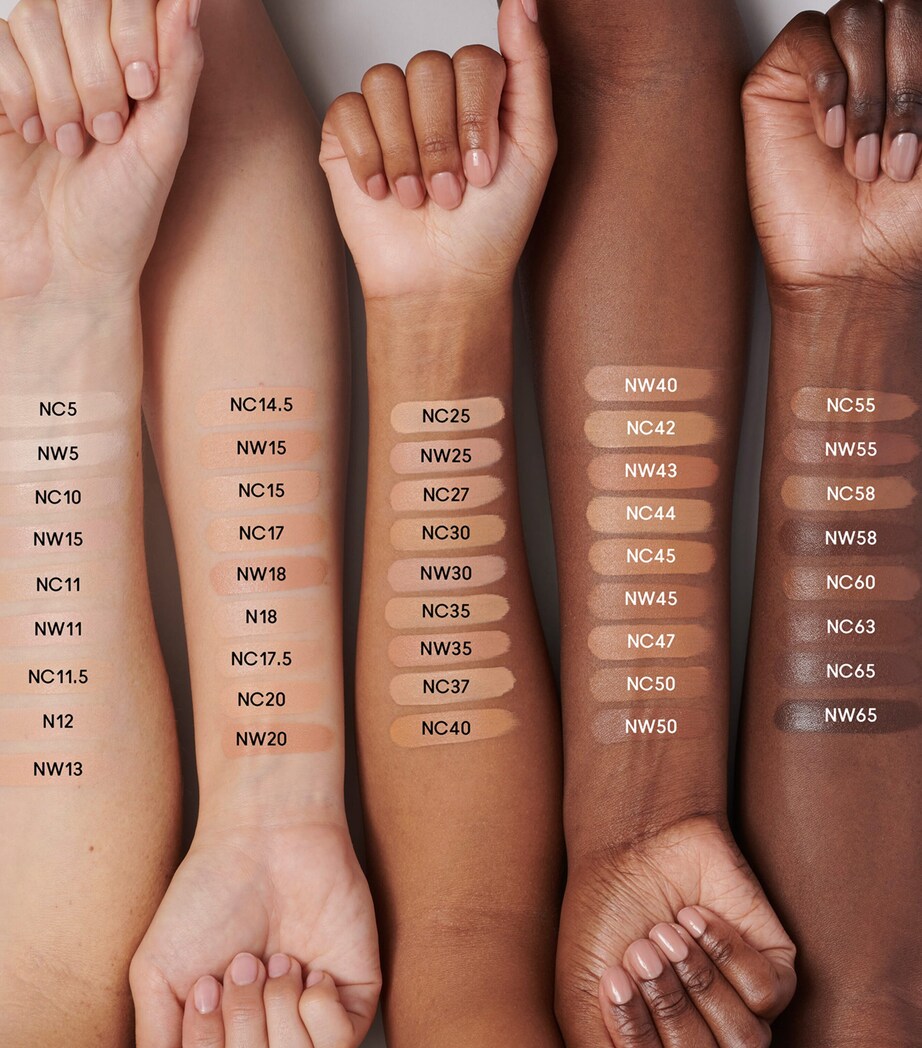 Studio Radiance 24HR Luminous Lift Concealer NC27 Image 3