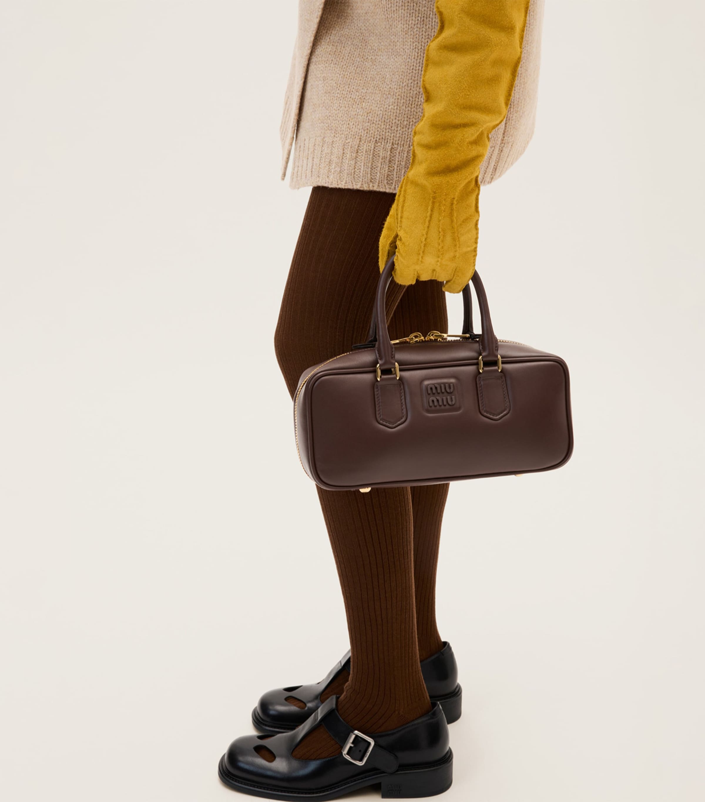 Small Leather Arcadie Top-Handle Bag F0NBL Image 4