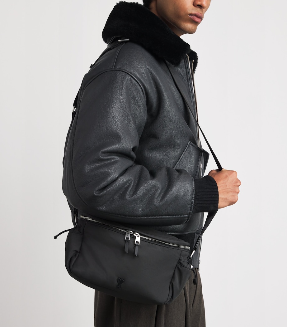 AMI Paris Ami de Coeur Messenger Bag Noir Image 2