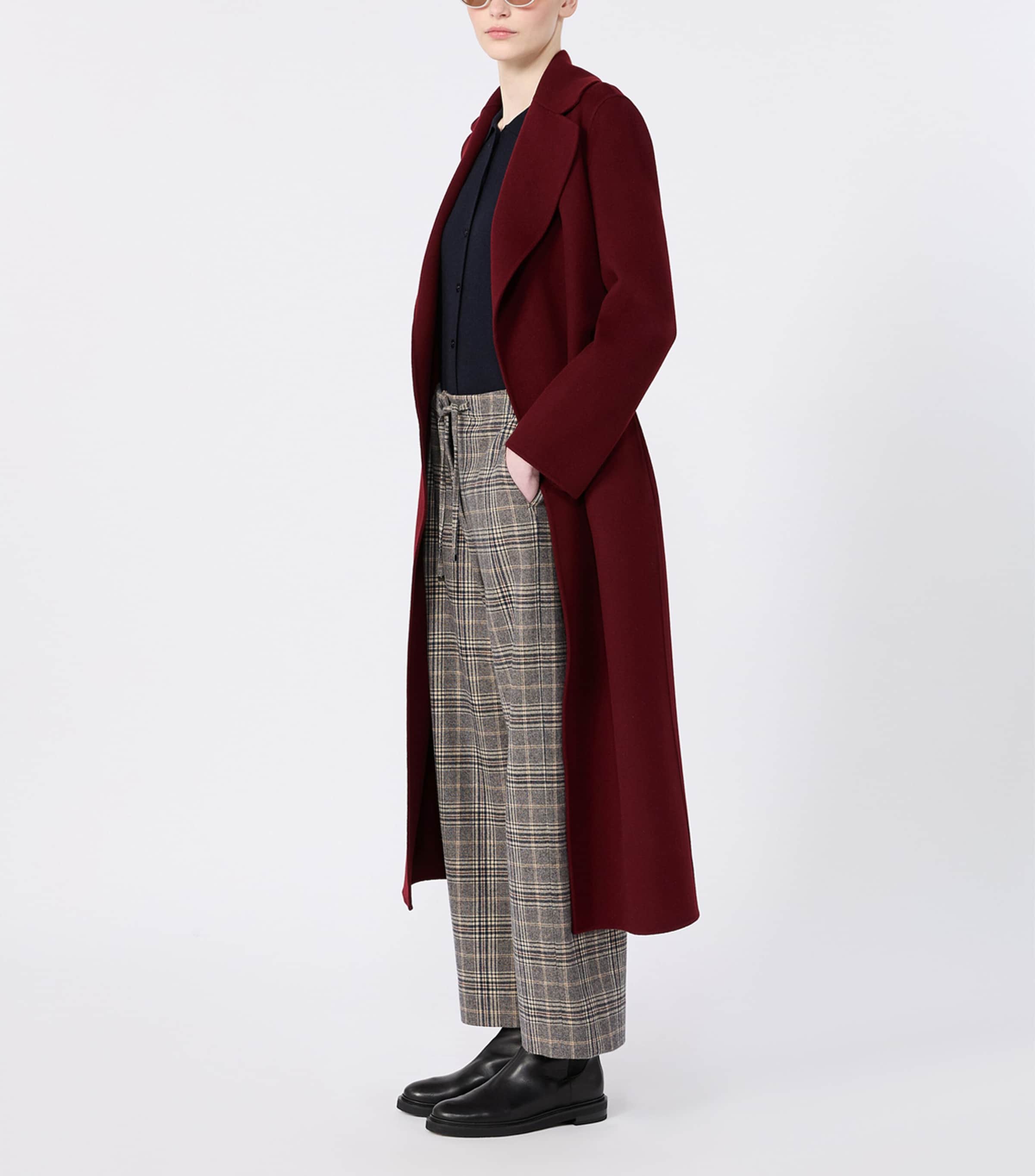 Max Mara Womens Virgin Wool Wrap Coat Bordeaux Image 2