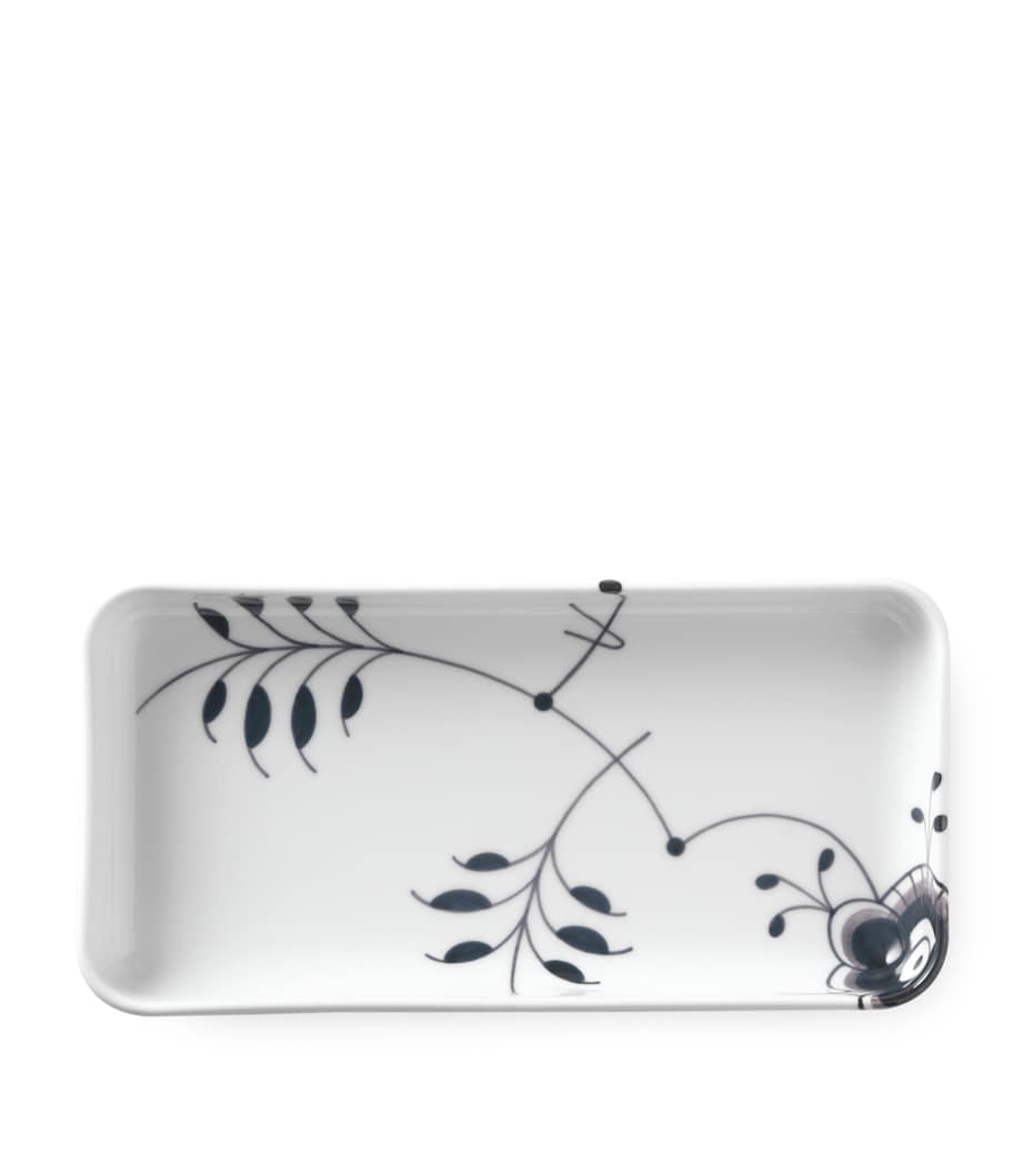 Black Fluted Mega Dish (24cm) BLACK Image 1