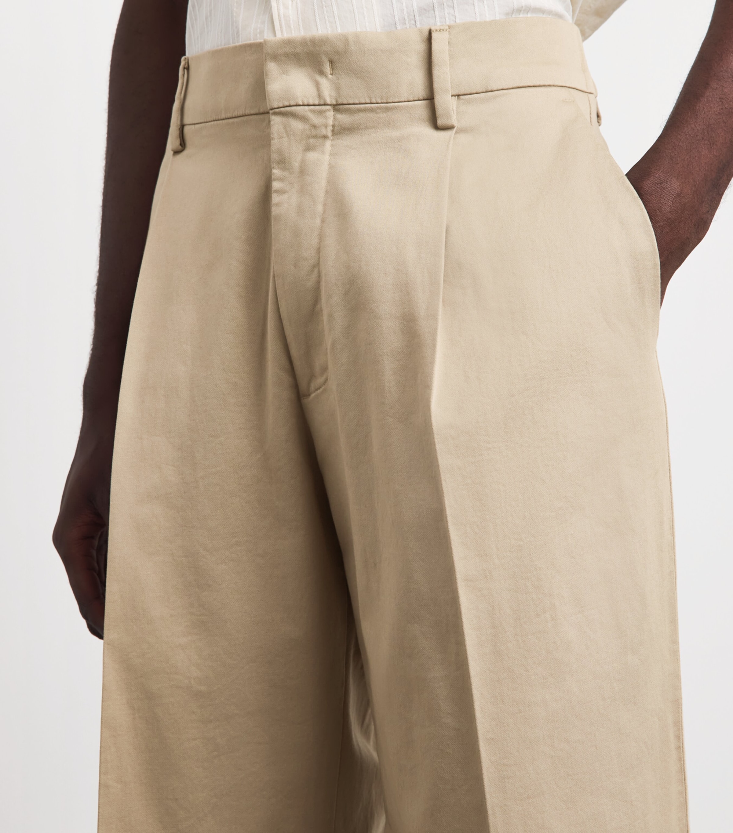 NN.07 Mens Stretch-Organic Cotton Kay Pleated Trousers Desert Khaki Image 3