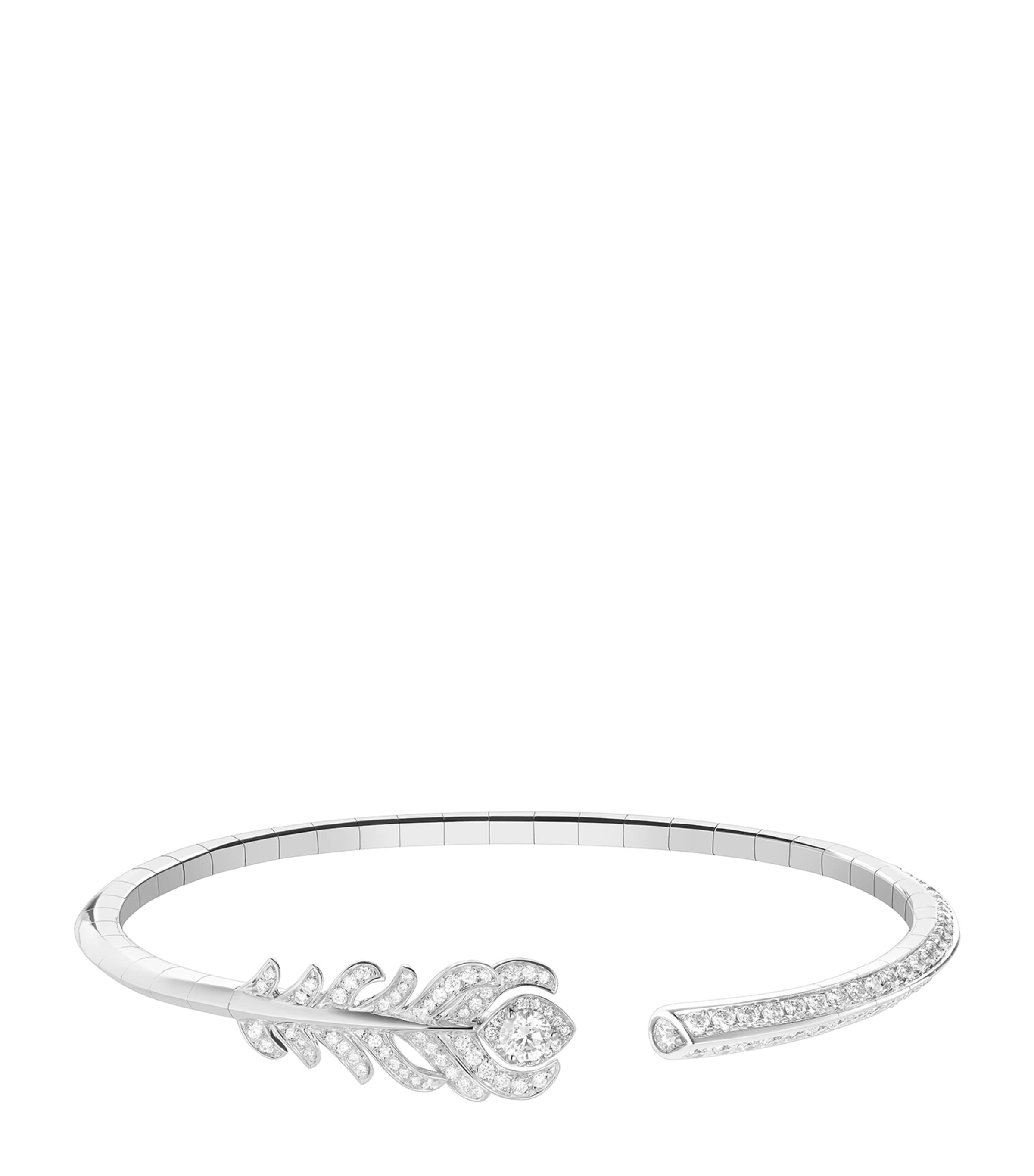 Boucheron White Gold And Diamond Plume De Paon Bracelet In Gold