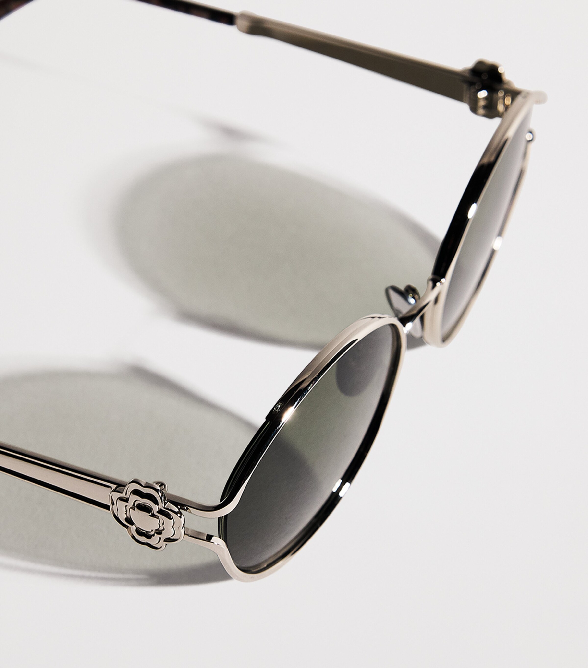 Metal Round Sunglasses SILVER Image 5
