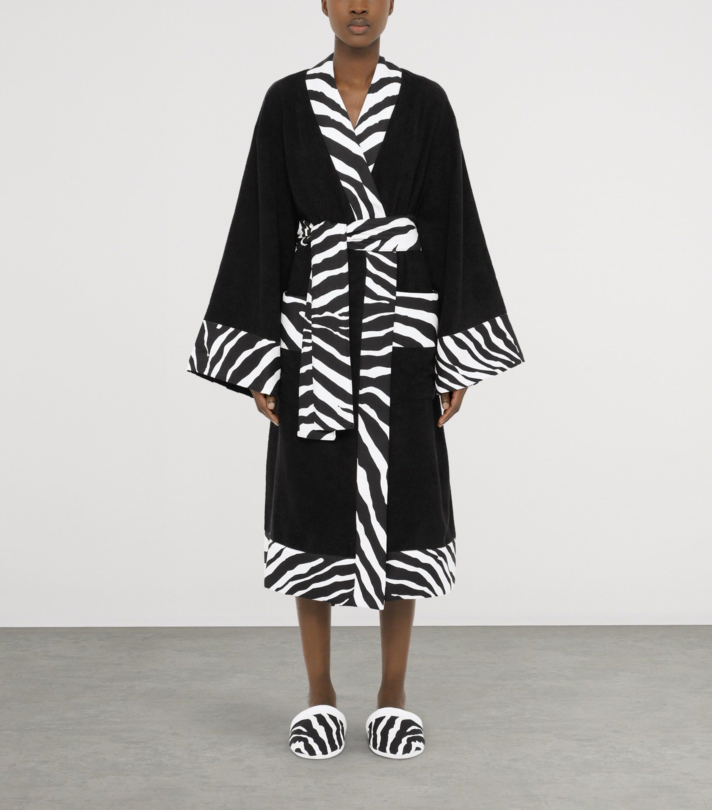Dolce&Gabbana Casa Terry Cotton Zebra Print Robe Nero Zebra Image 3