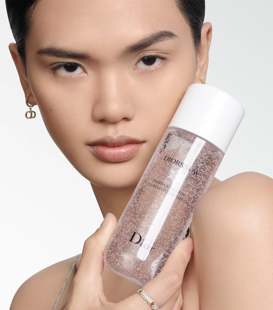 Diorsnow Essence of Light Micro-Infused Lotion (175ml) WHITE Image 3